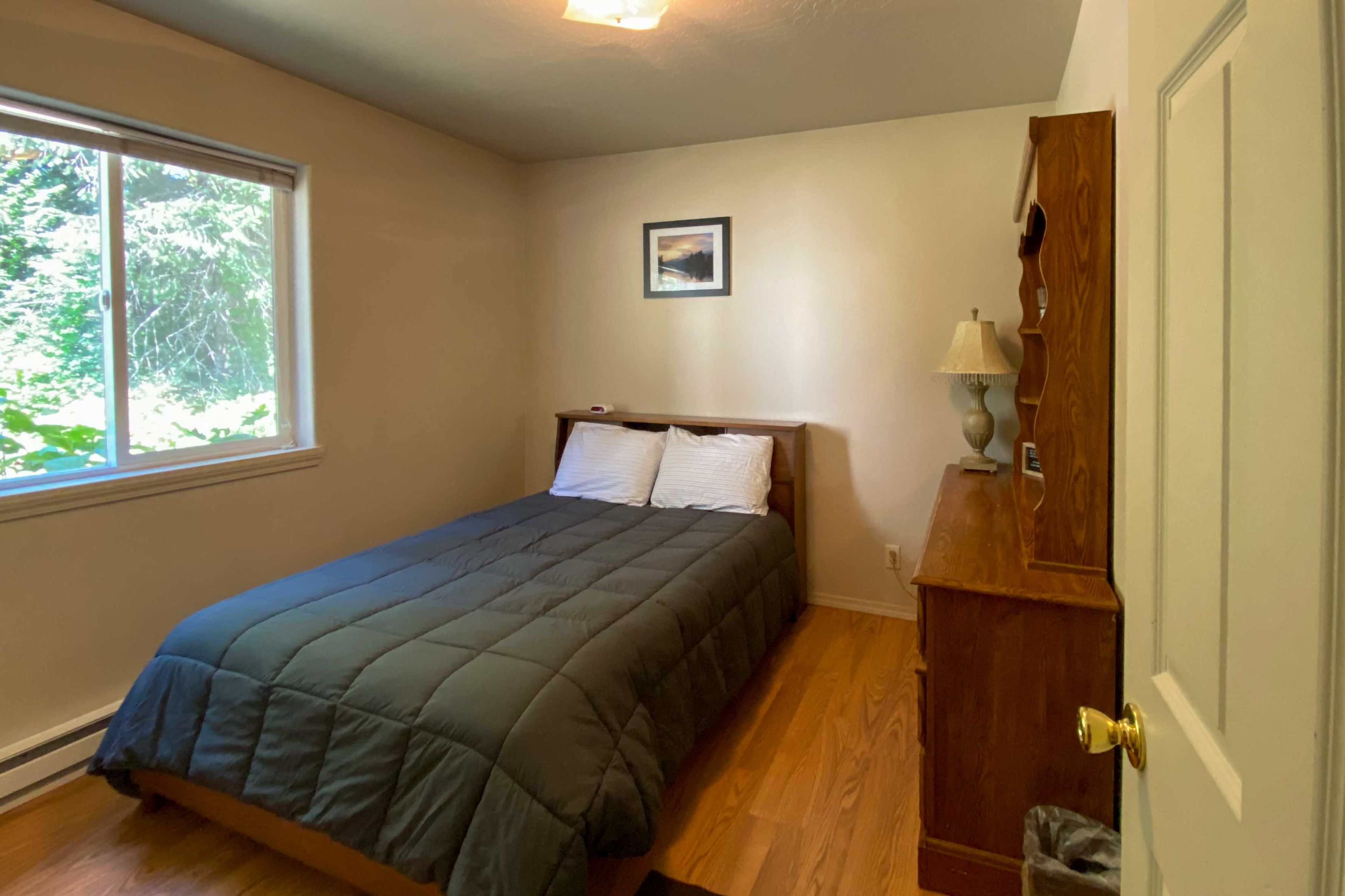 Bedroom 1 | Full Bed