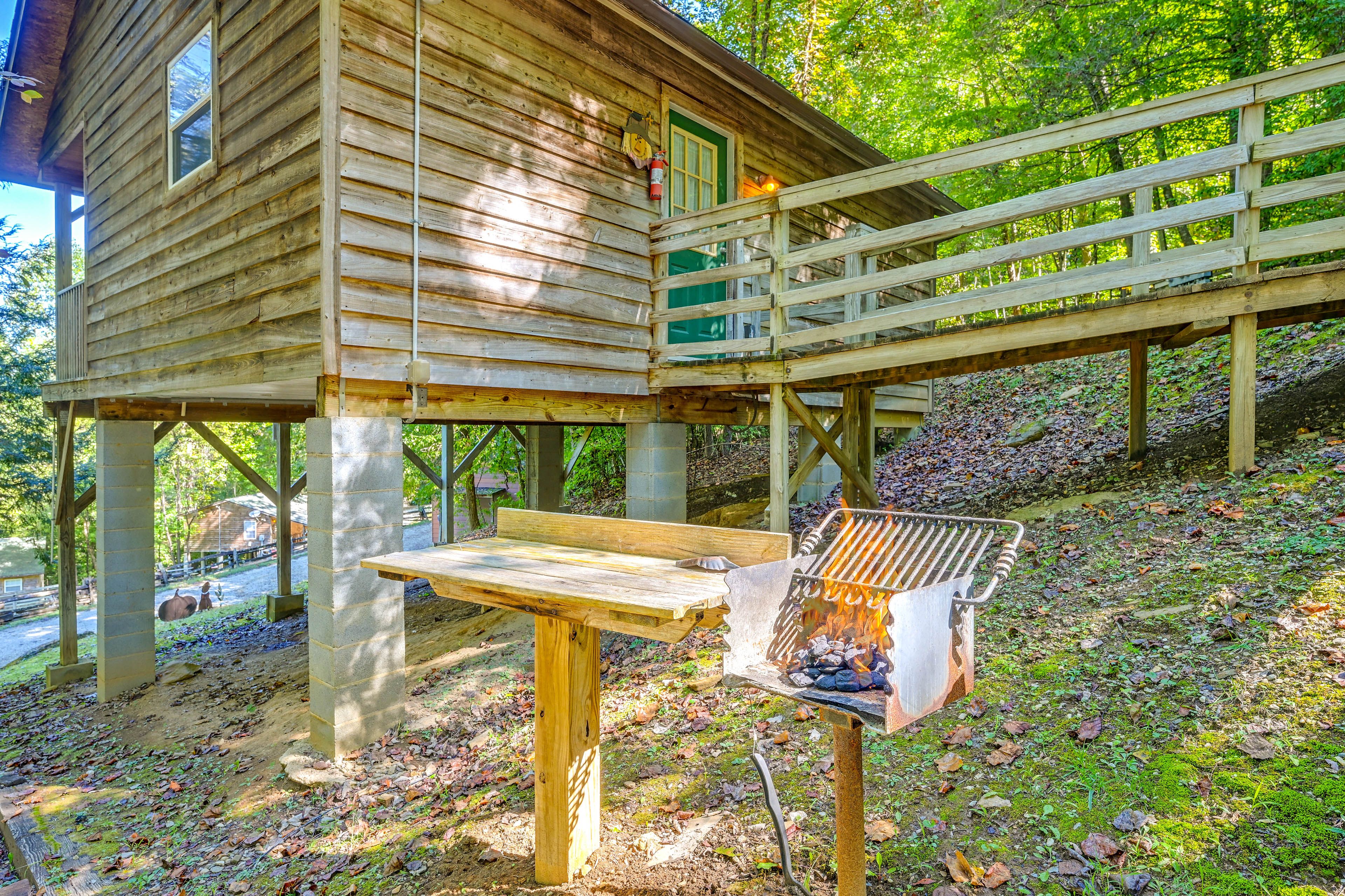 Bryson City Vacation Rental | Studio | 1BA | 416 Sq Ft