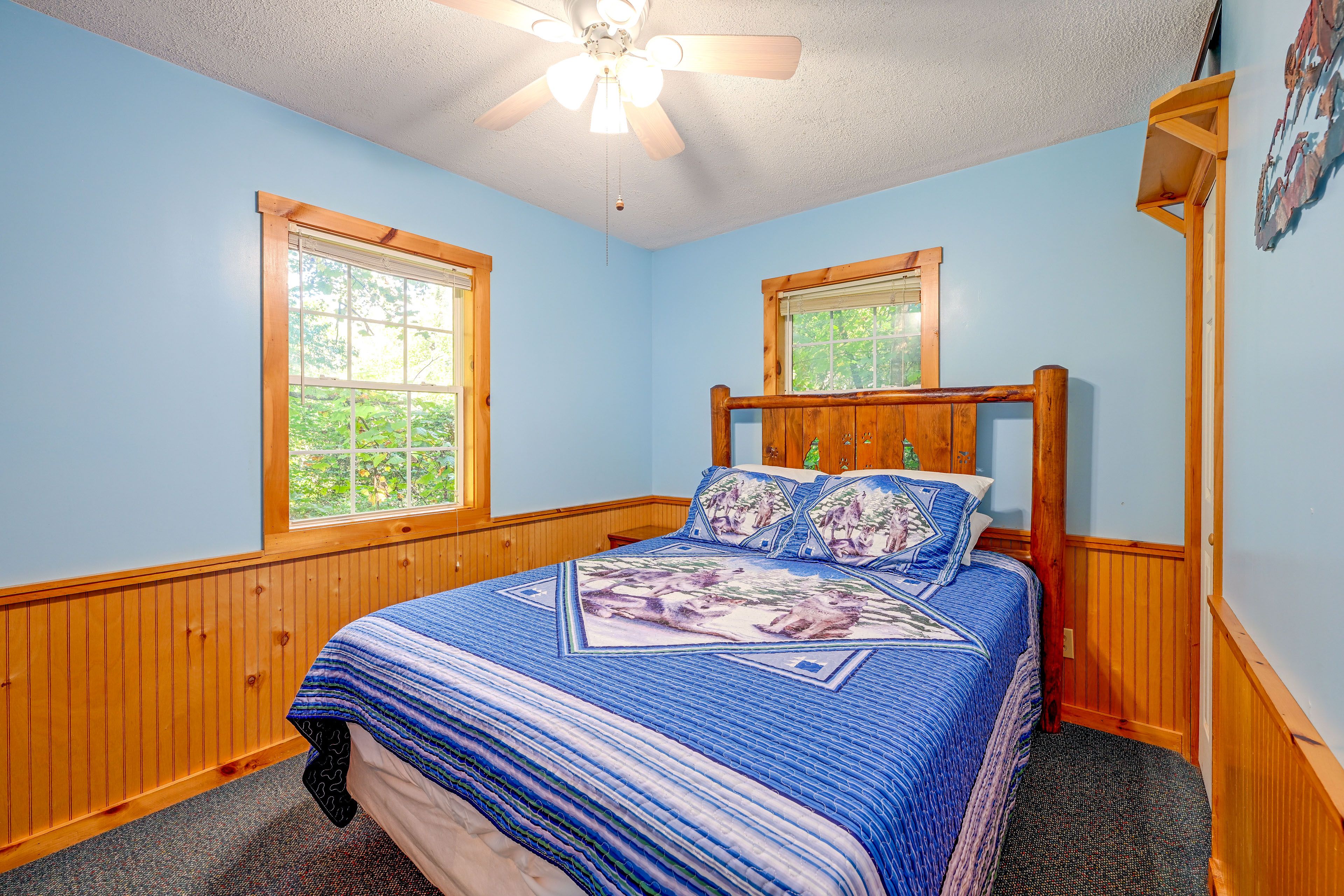 Bedroom 1 | Queen Bed | Linens Provided