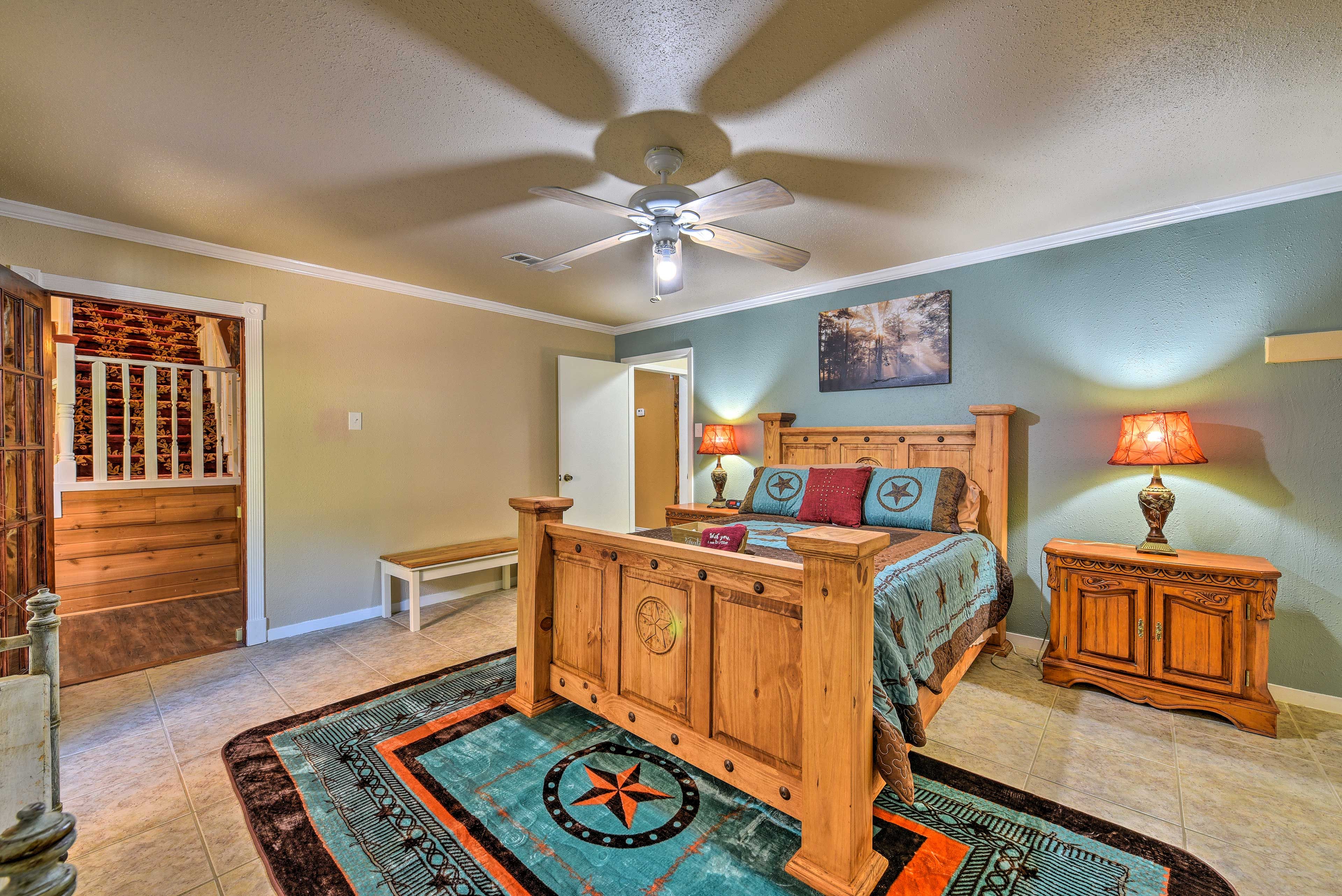 Bedroom 3 | Queen Bed