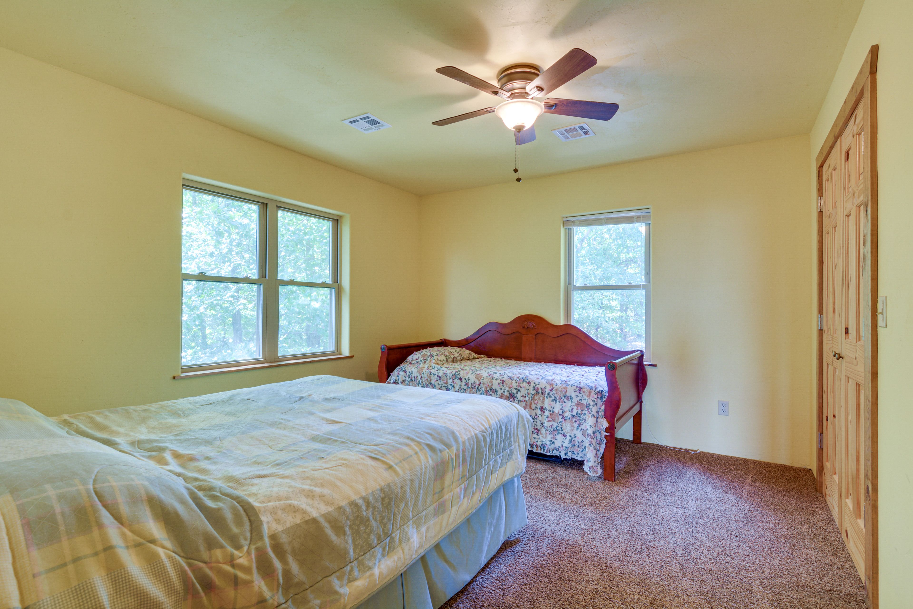 Bedroom 2 | Full Bed & Twin Daybed
