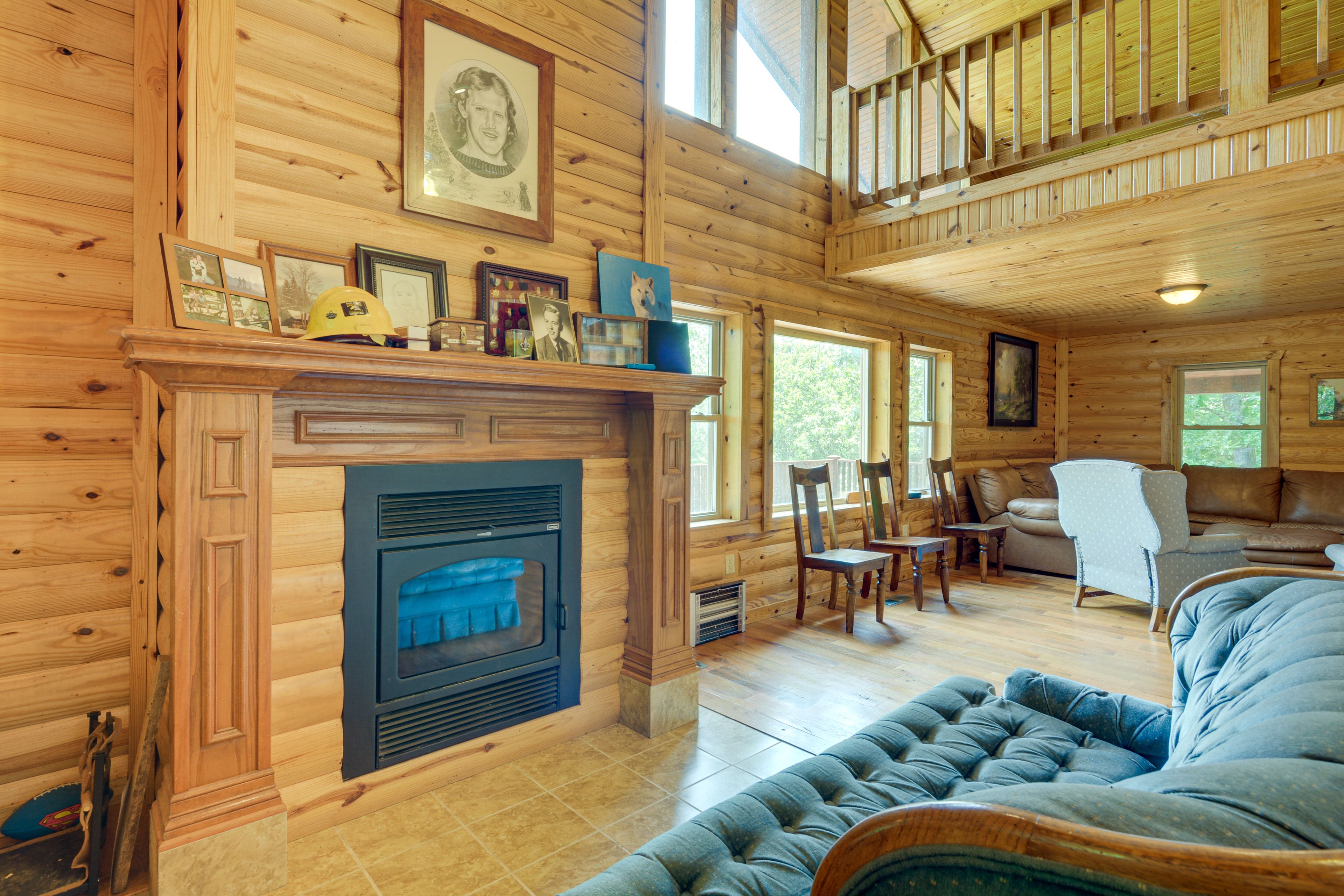 Living Space | No WiFi