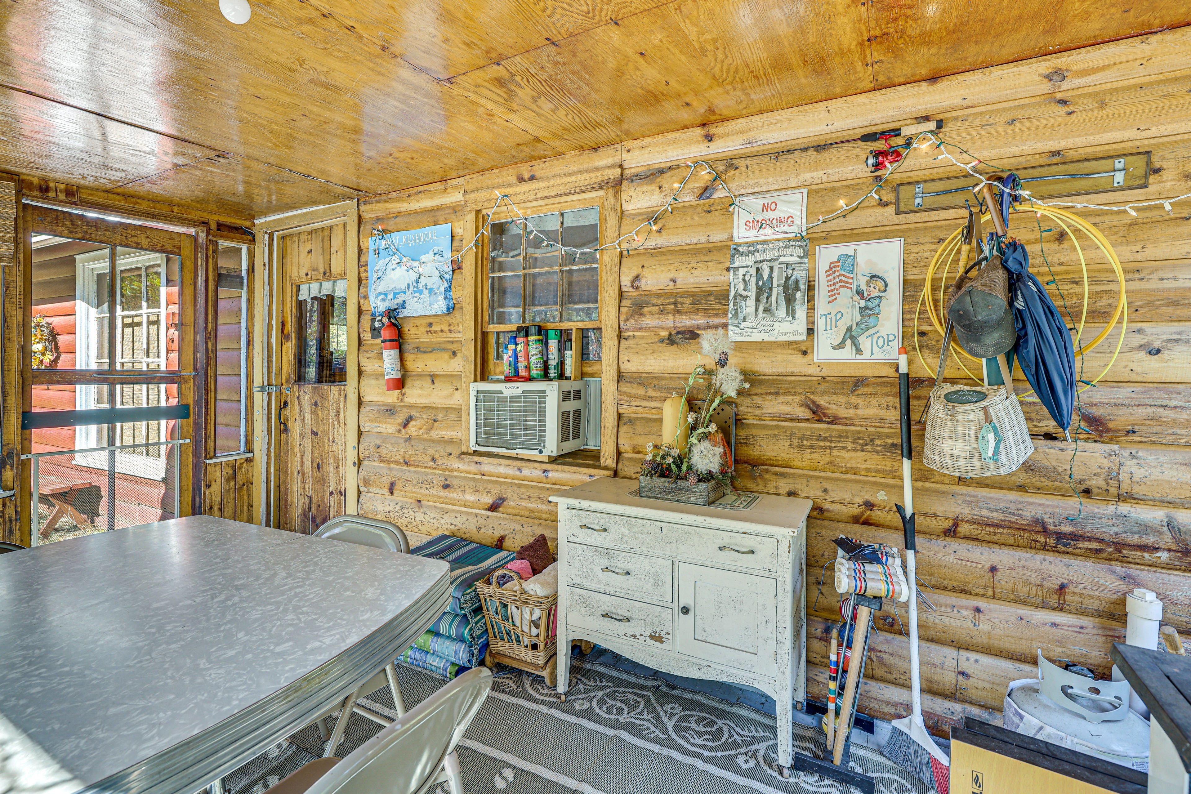 Screened Porch