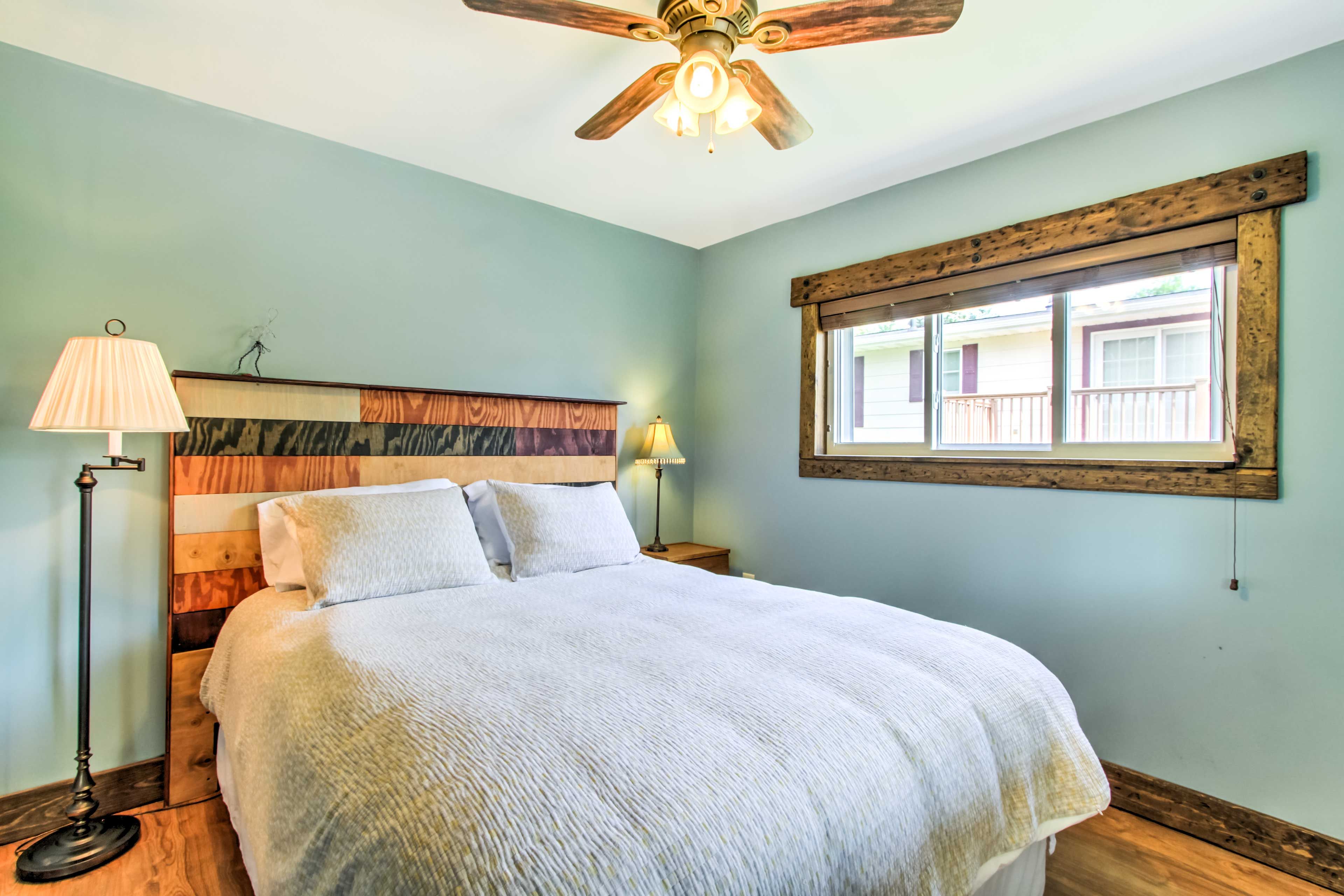 Bedroom 1 | Queen Bed | Linens Provided