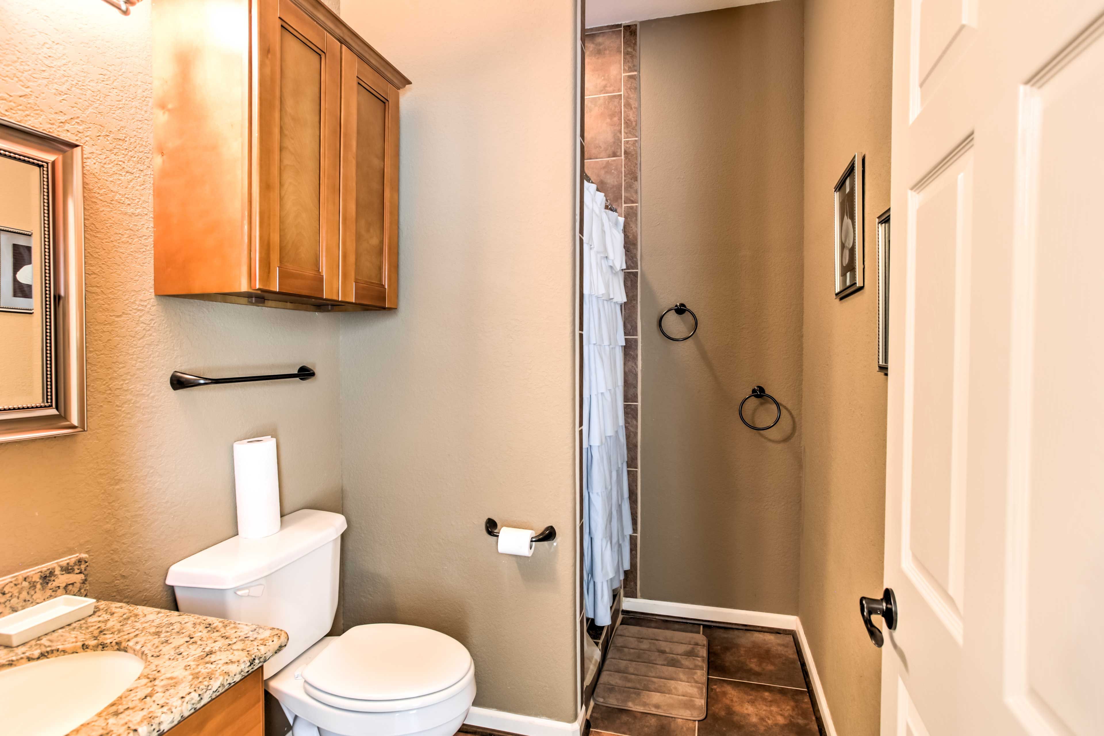 Full Bathroom