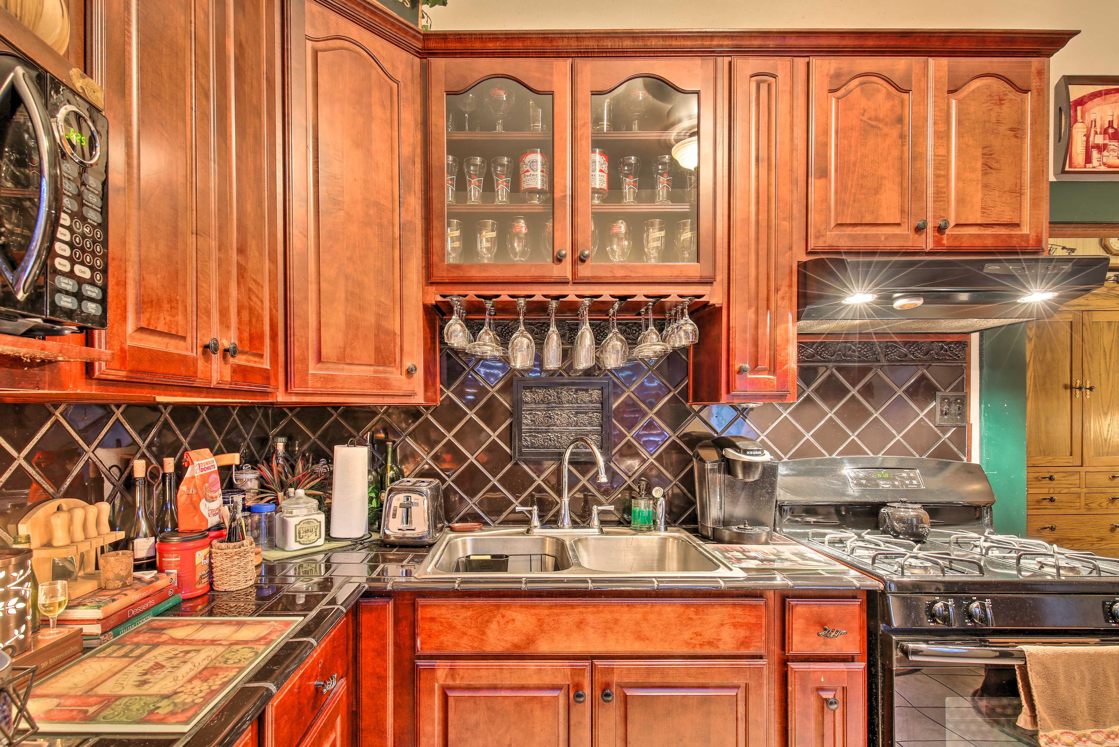 Fully Equipped Kitchen | Keurig Coffee Maker