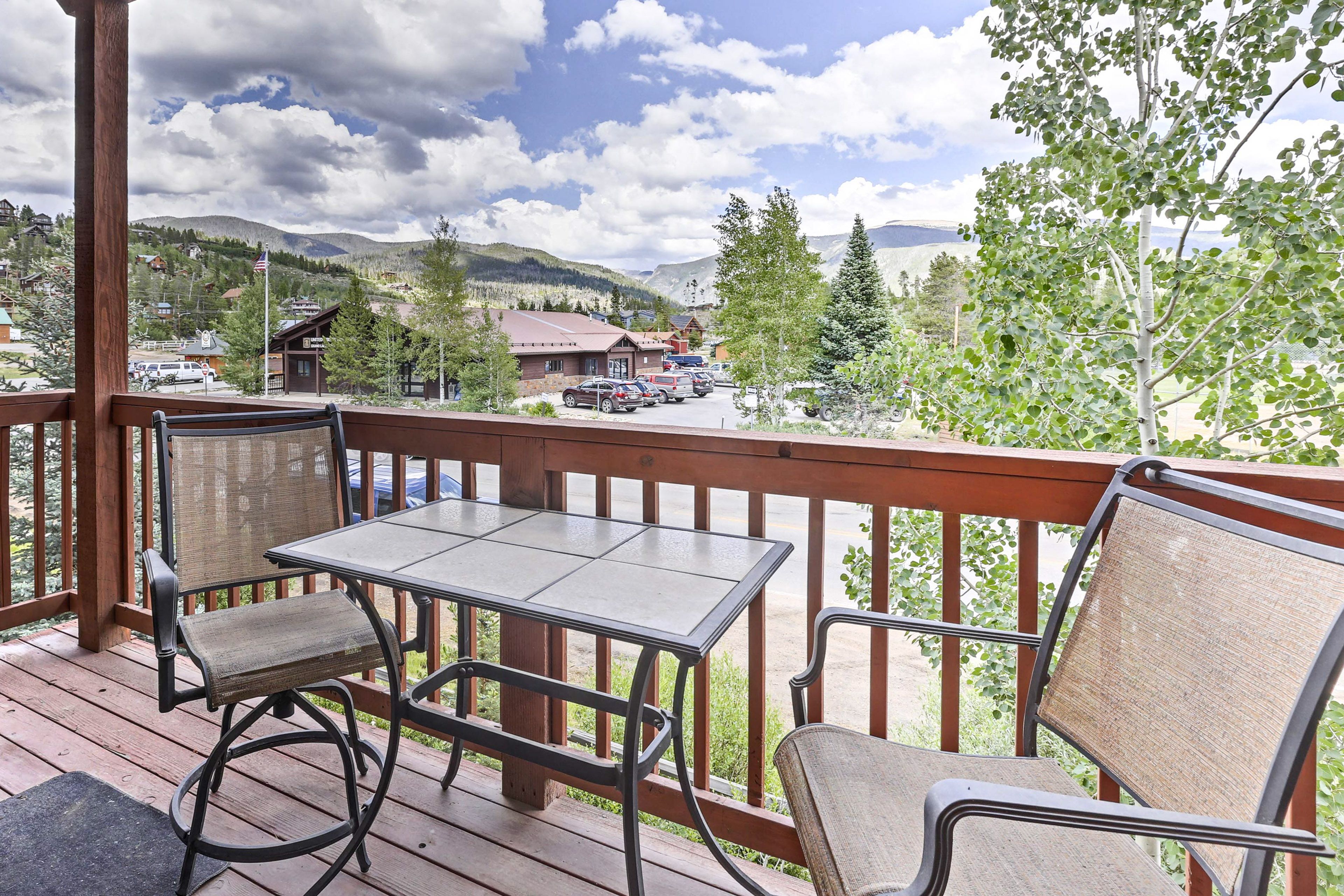 Deck | Gas Grill