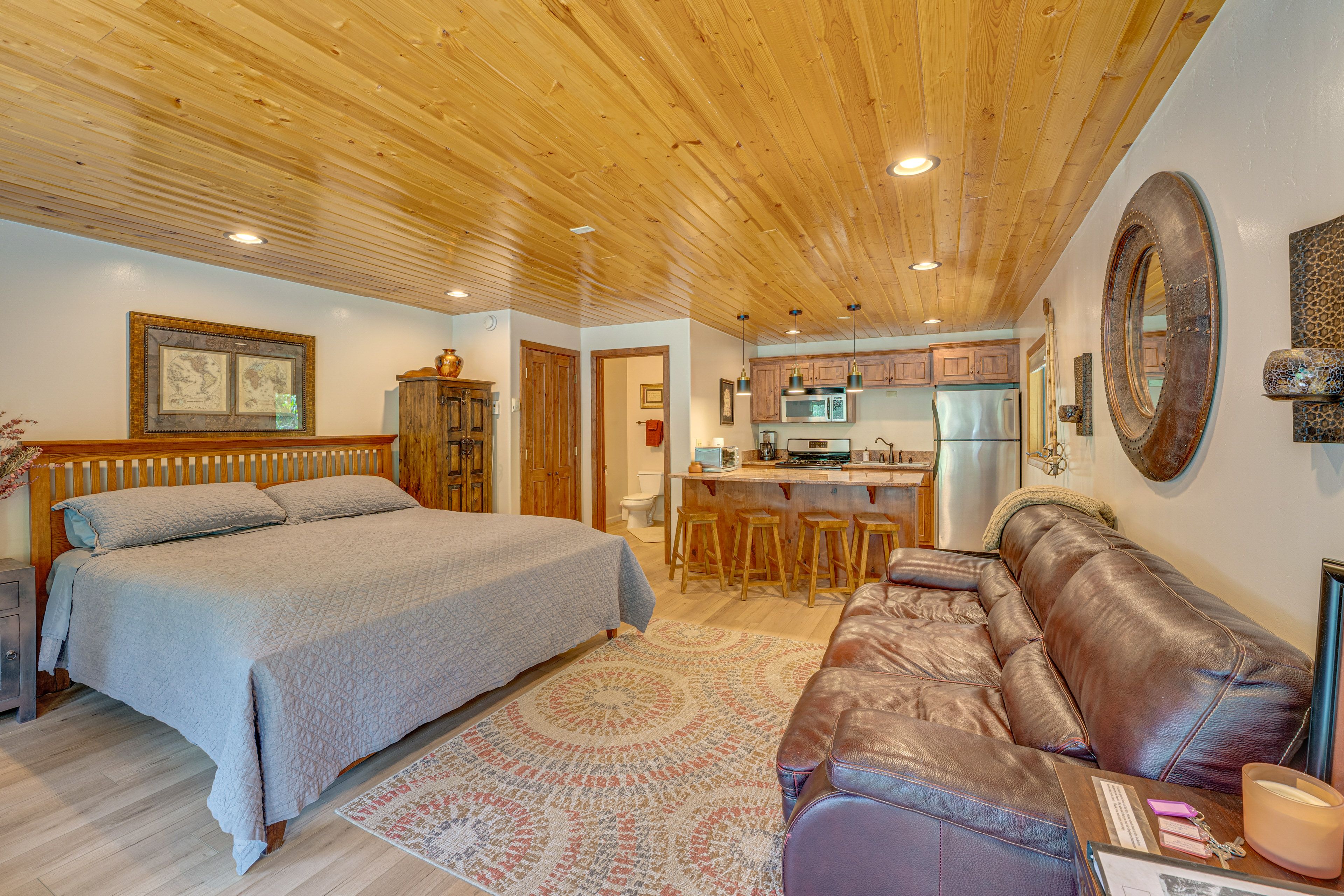 Taos Ski Valley Vacation Rental | Studio | 1BA | 475 Sq Ft | Stairs Required