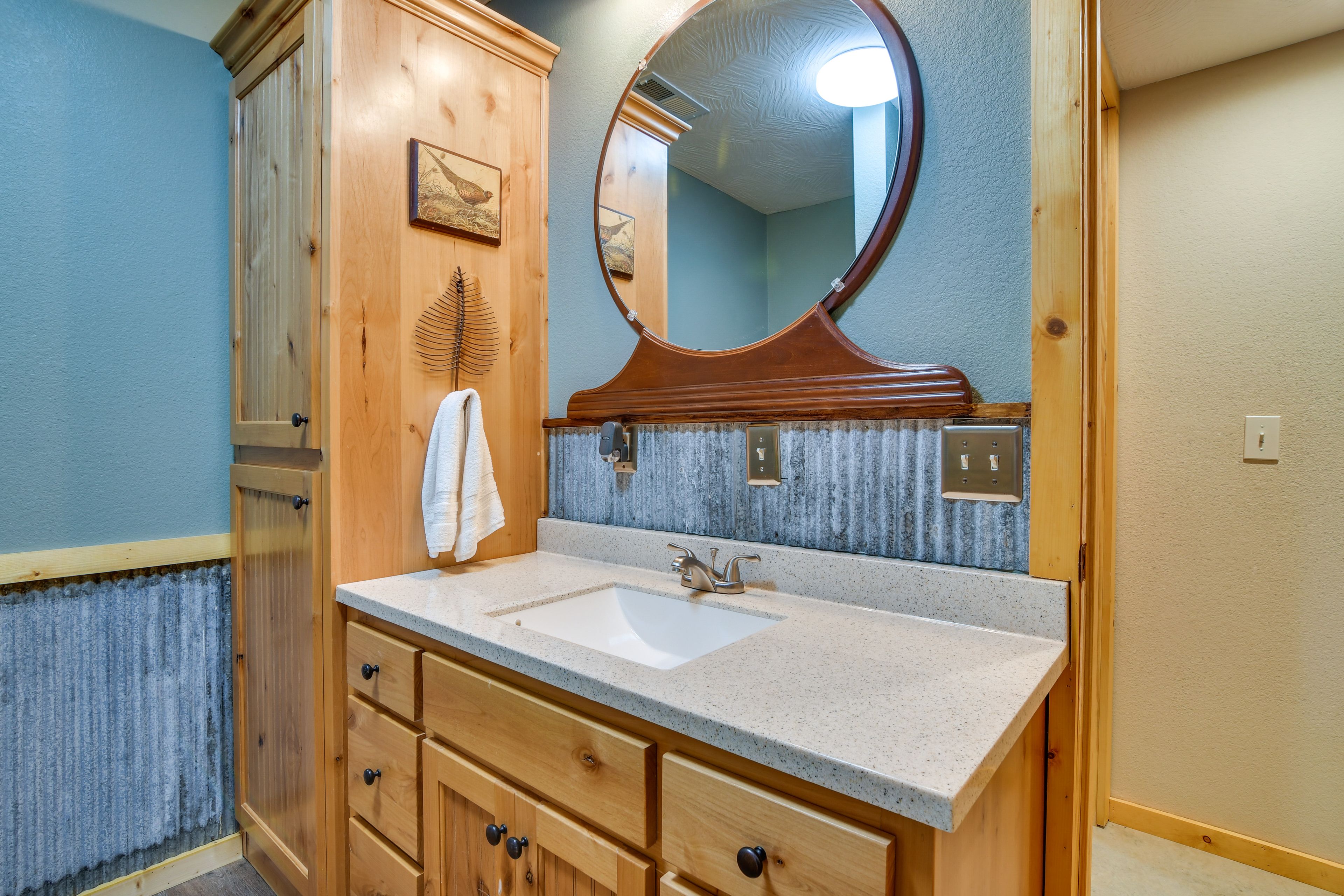 Bathroom | Towels Provided
