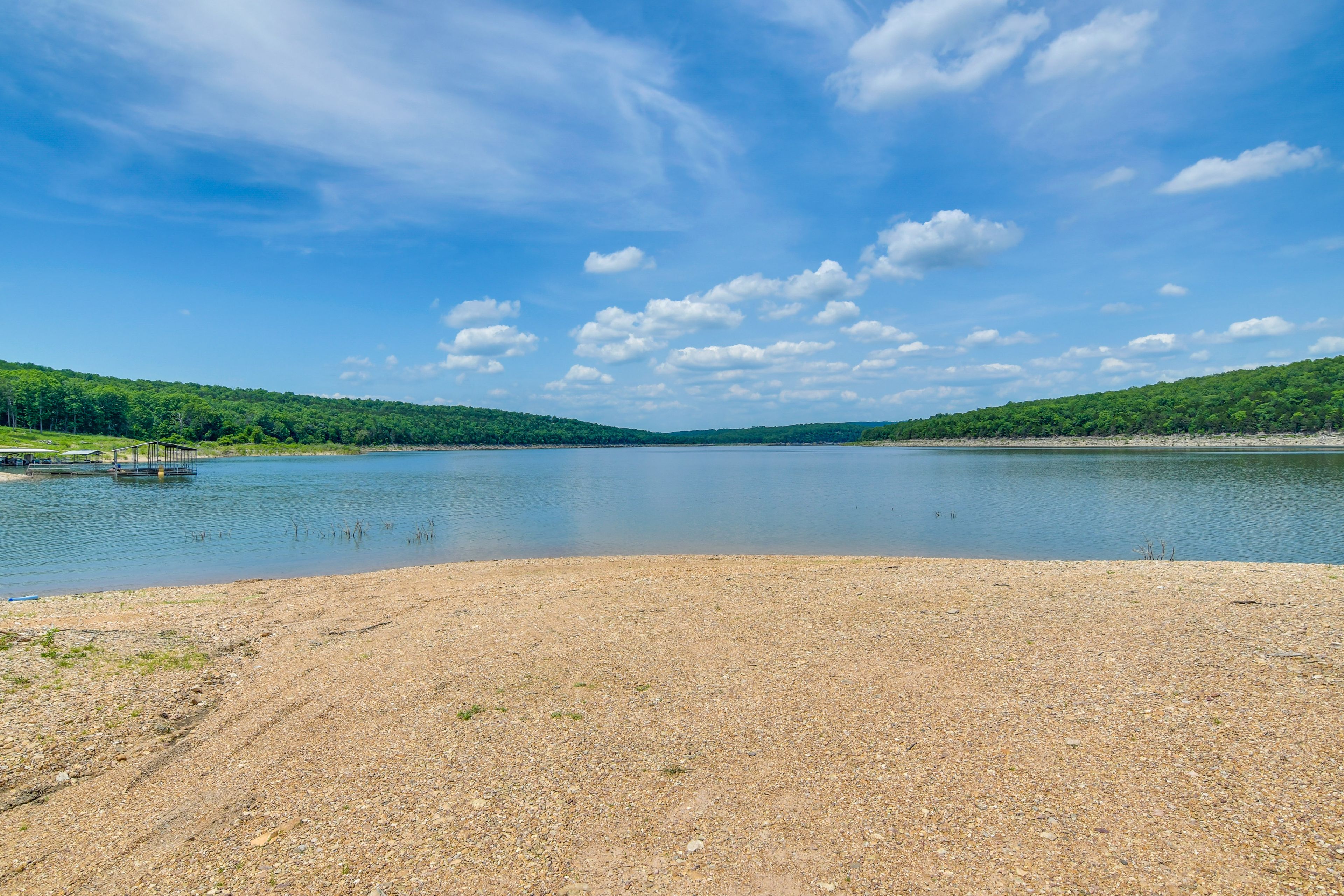 Bull Shoals Lake Nearby