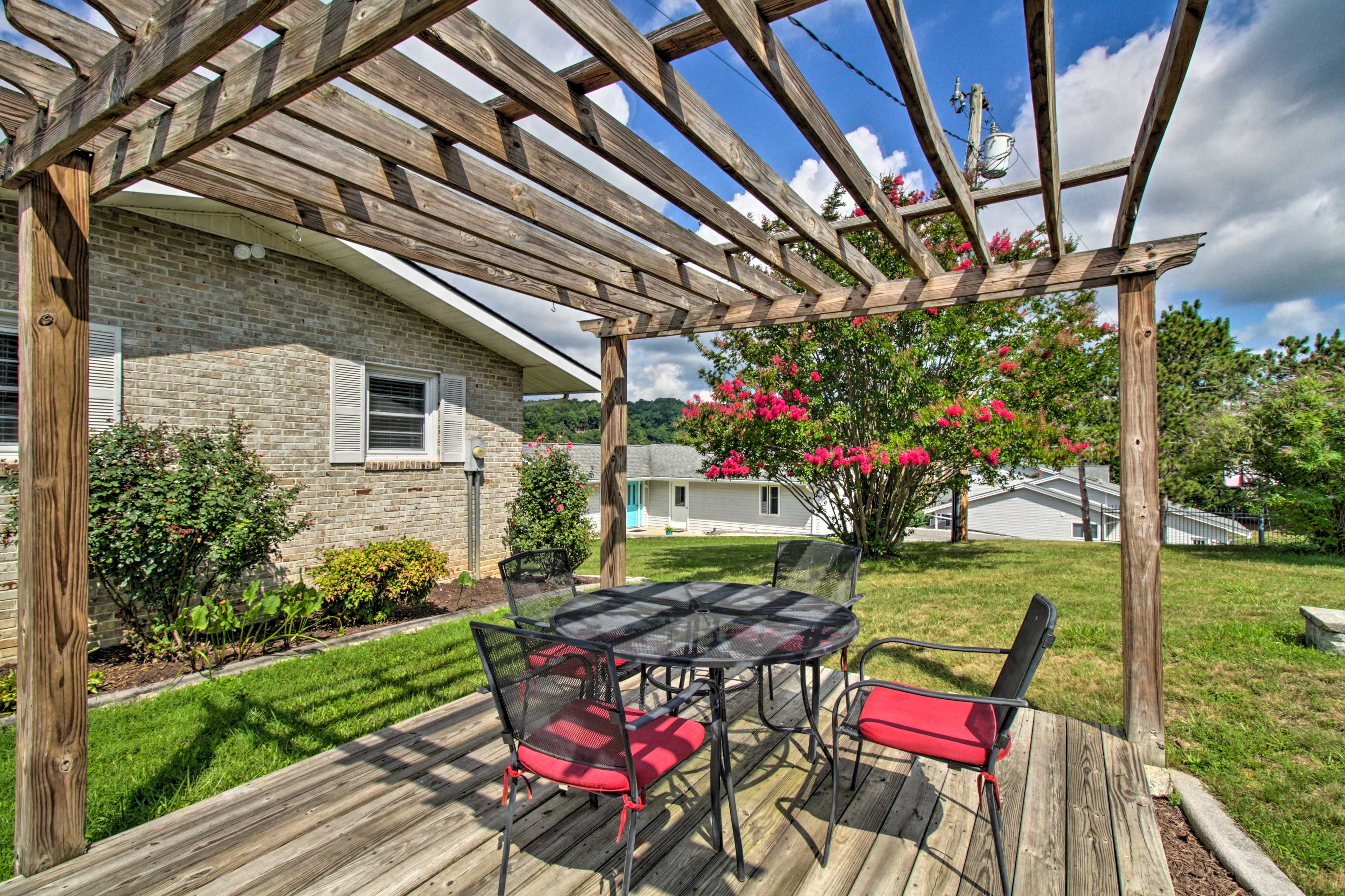 Outdoor Living | Lake Views | 3 Dining Areas