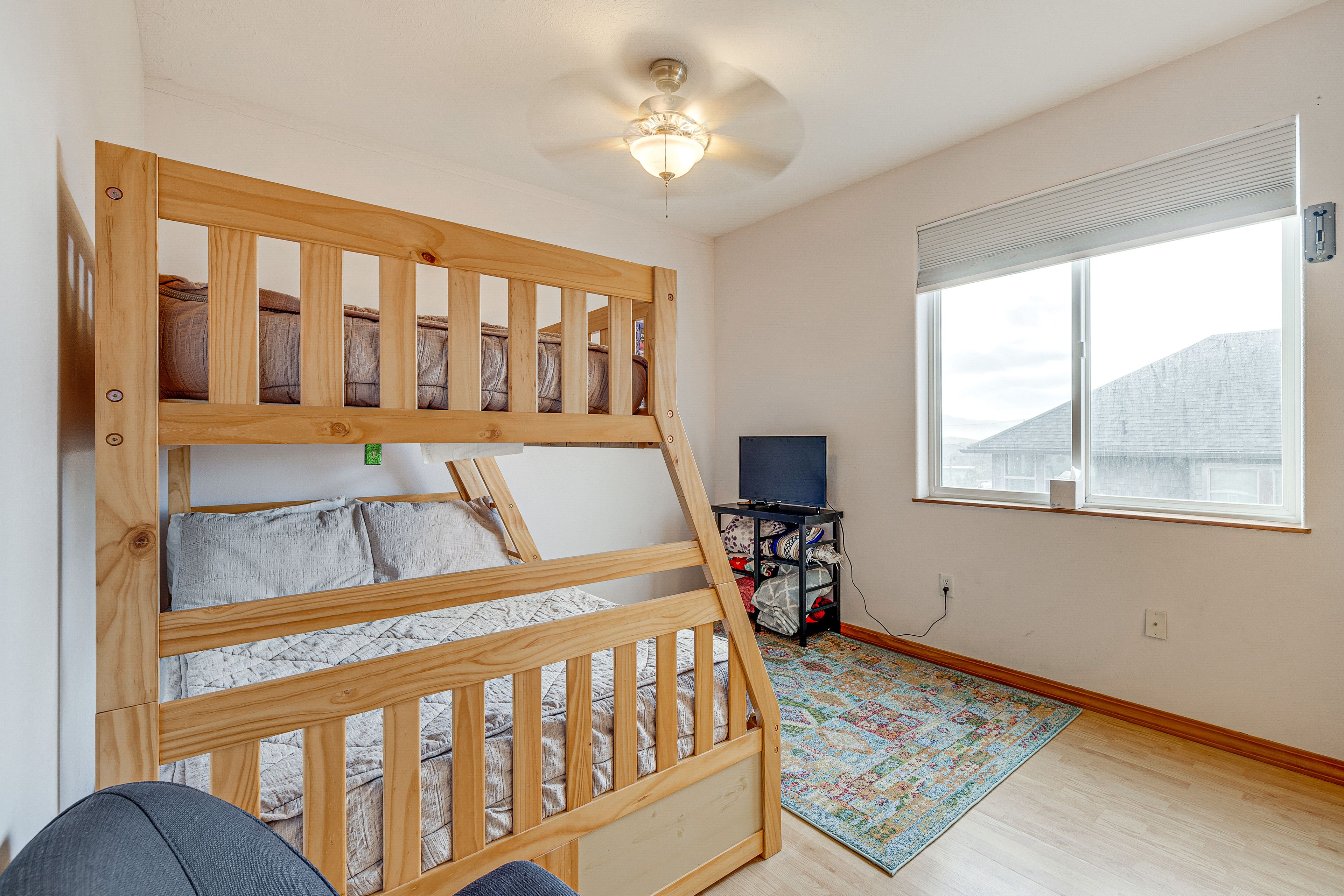 Bedroom 2 | Twin/Full Bunk Bed | 2nd Floor
