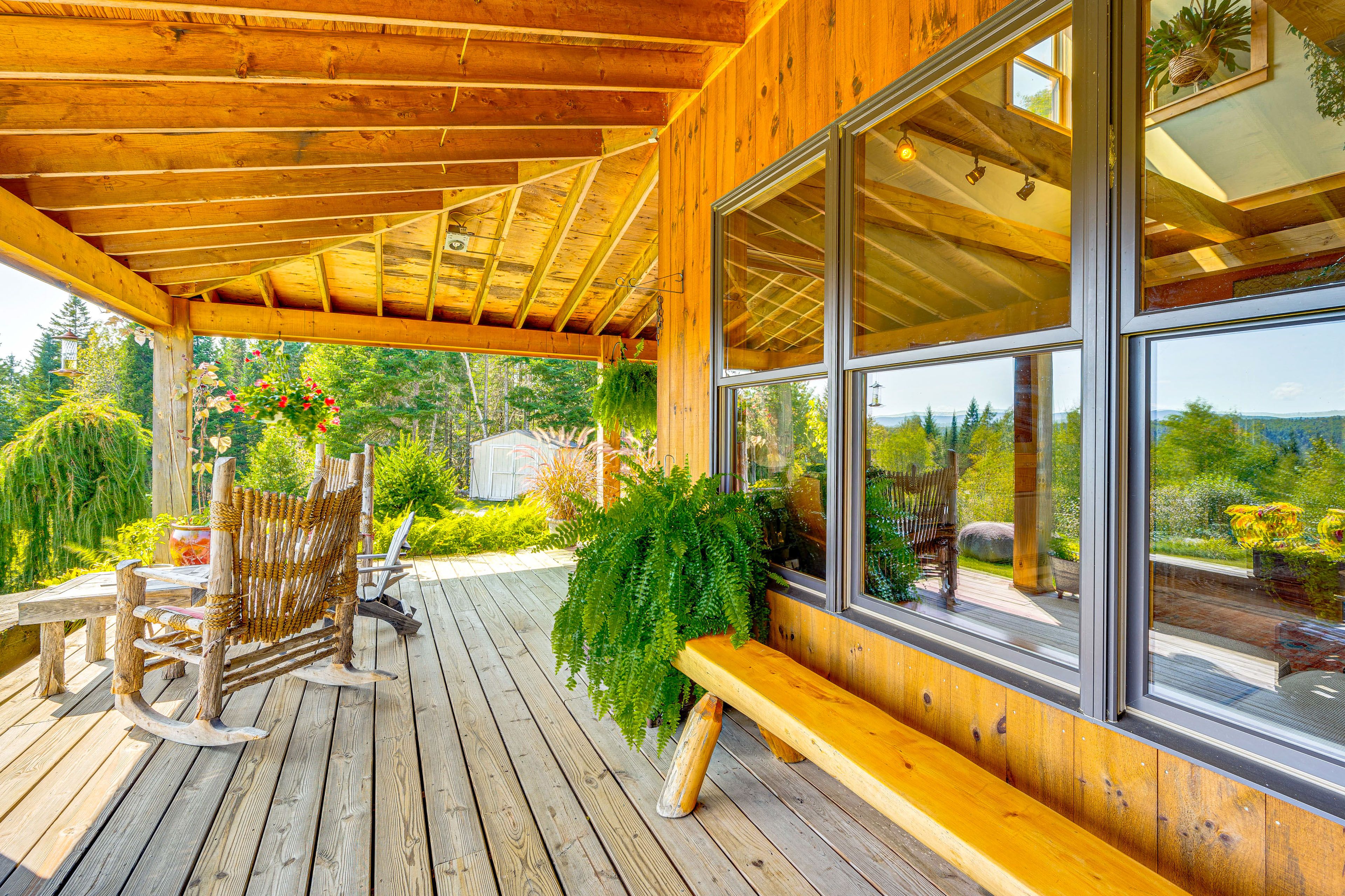 Exterior | Porch