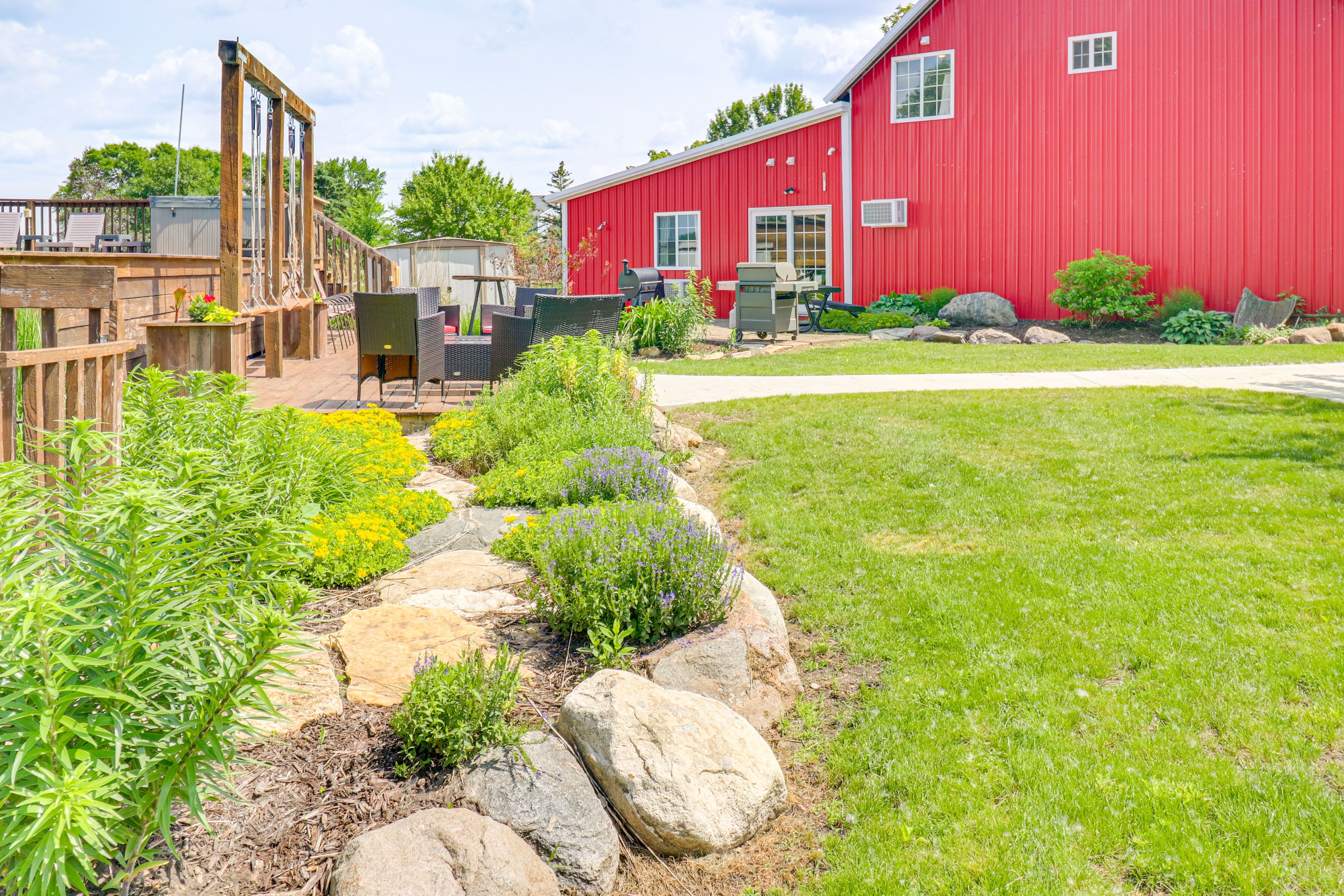 Exterior | Furnished Deck