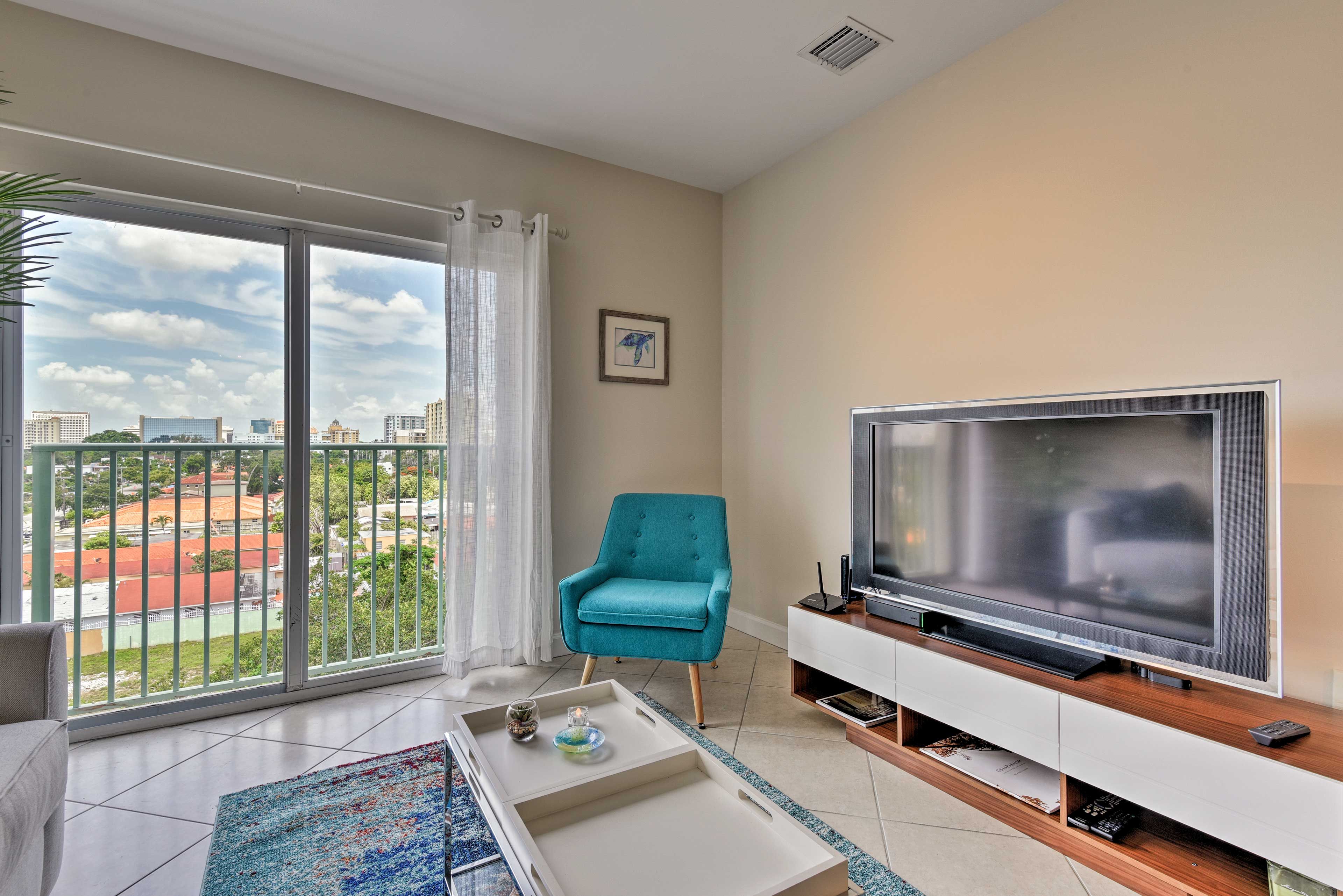 Catch up on favorite shows with ease thanks to the flat-screen cable TV.