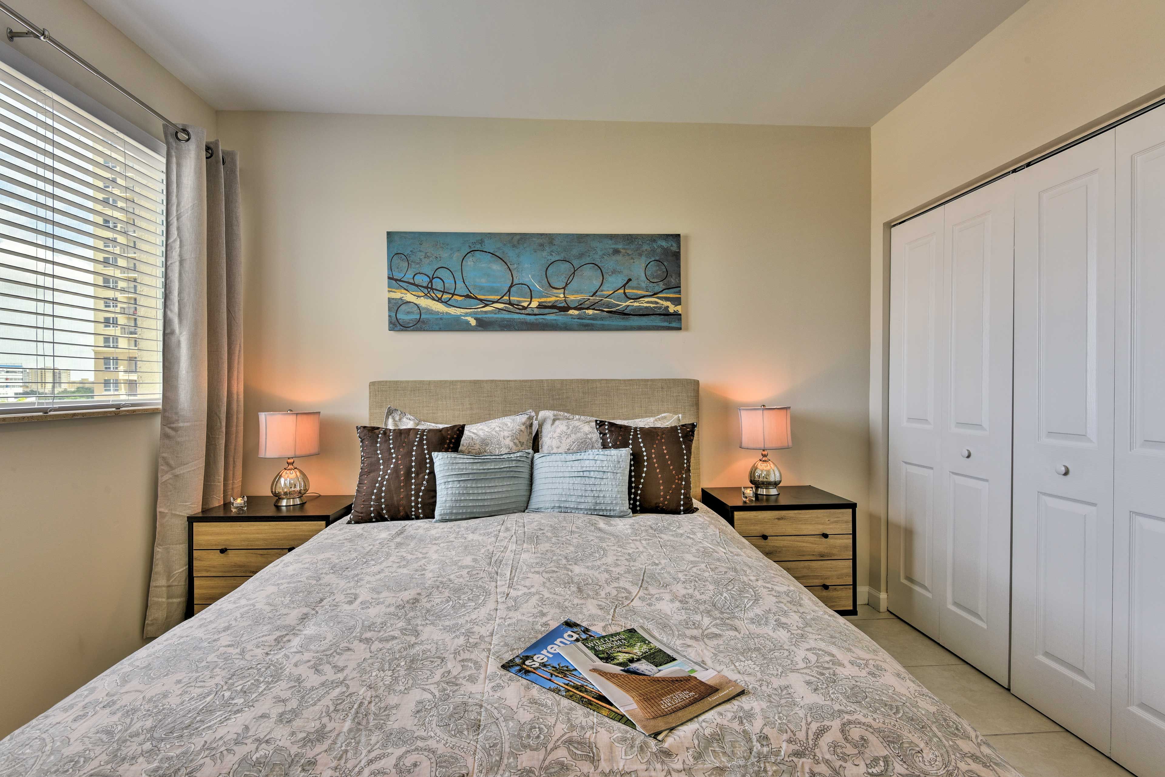 Fall back on the queen bed for a quiet night's sleep.