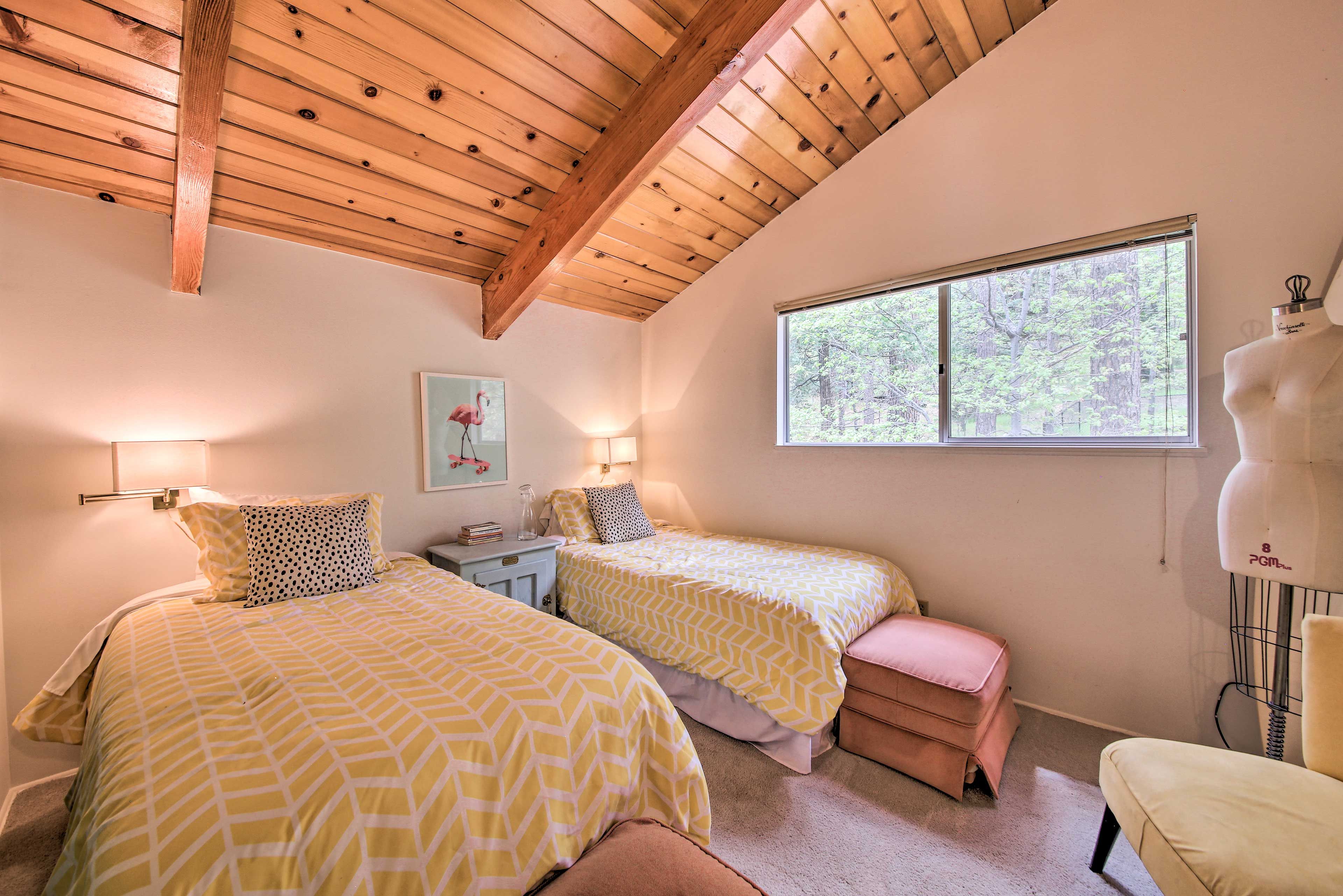 Bedroom 3 | 2 Twin Beds