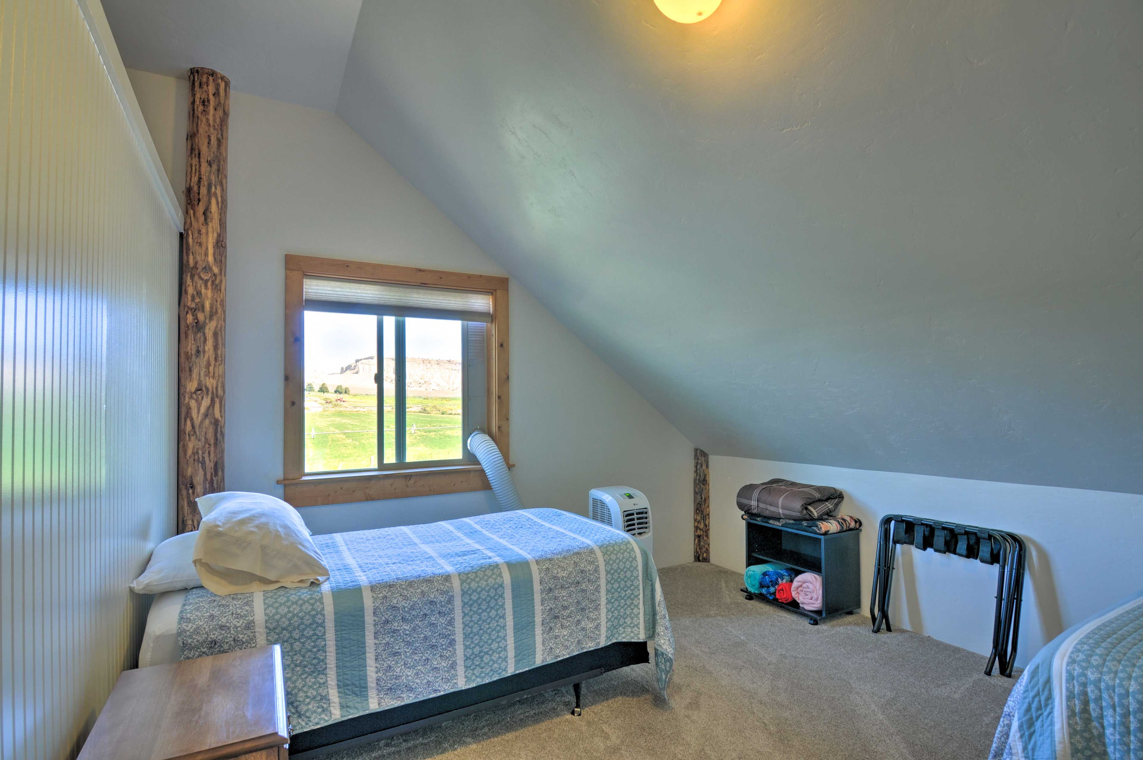Bedroom 2 | 2 Twin Beds | 2nd Floor