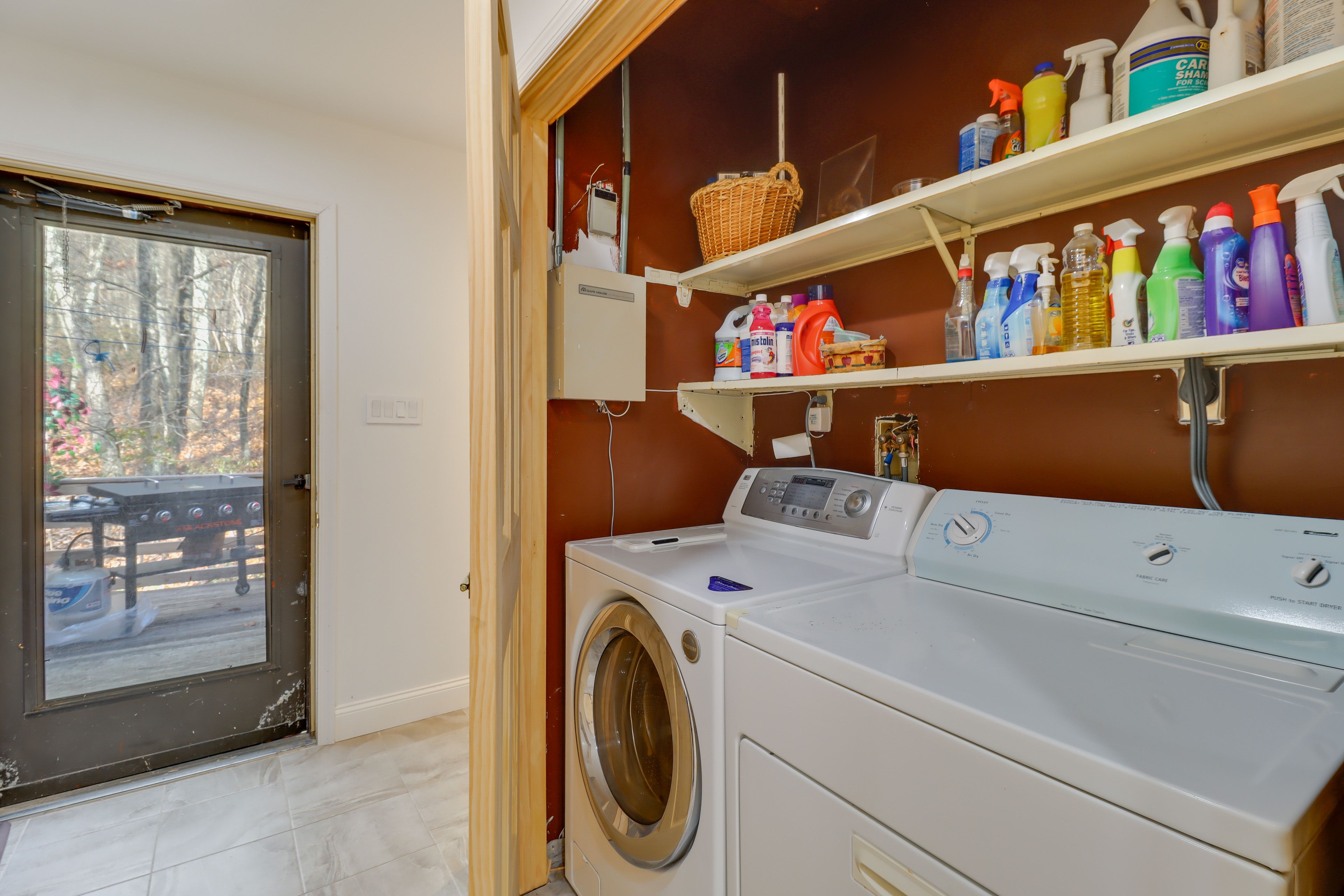 In-Unit Laundry | Washer & Dryer