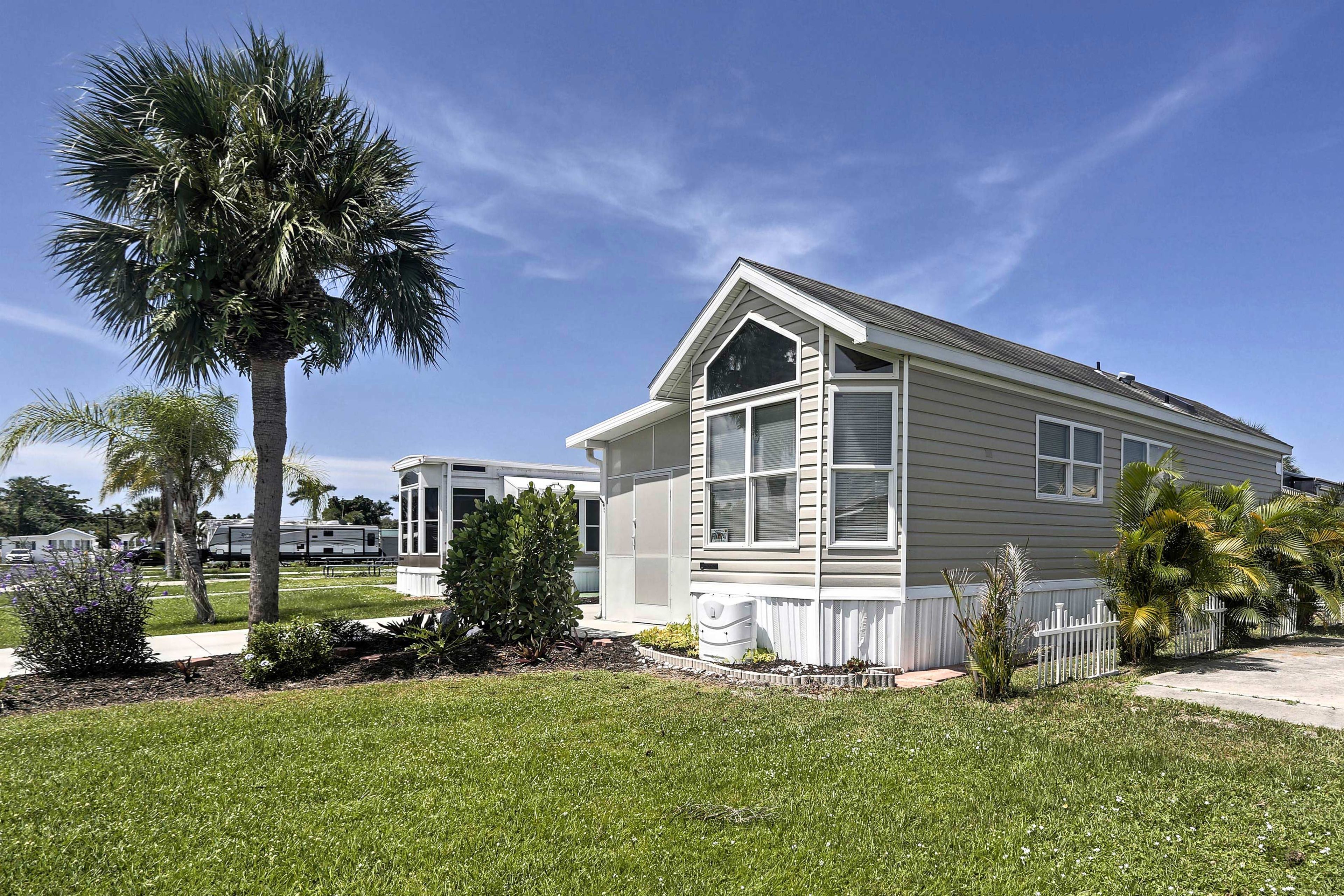Plan your next Naples getaway to this comfortable 1-bed, 1-bath vacation rental!