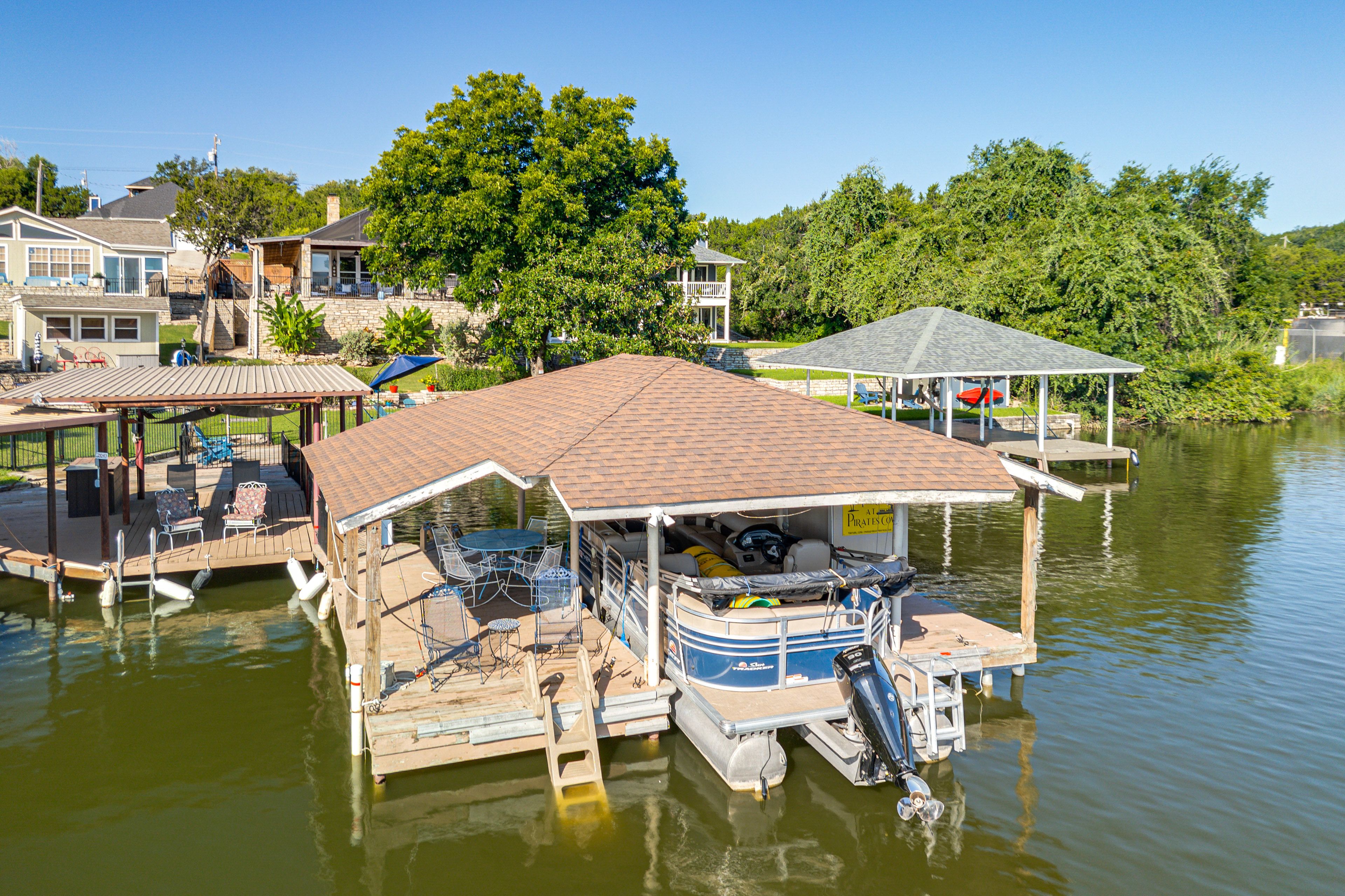 Private Dock | Lake Granbury Access