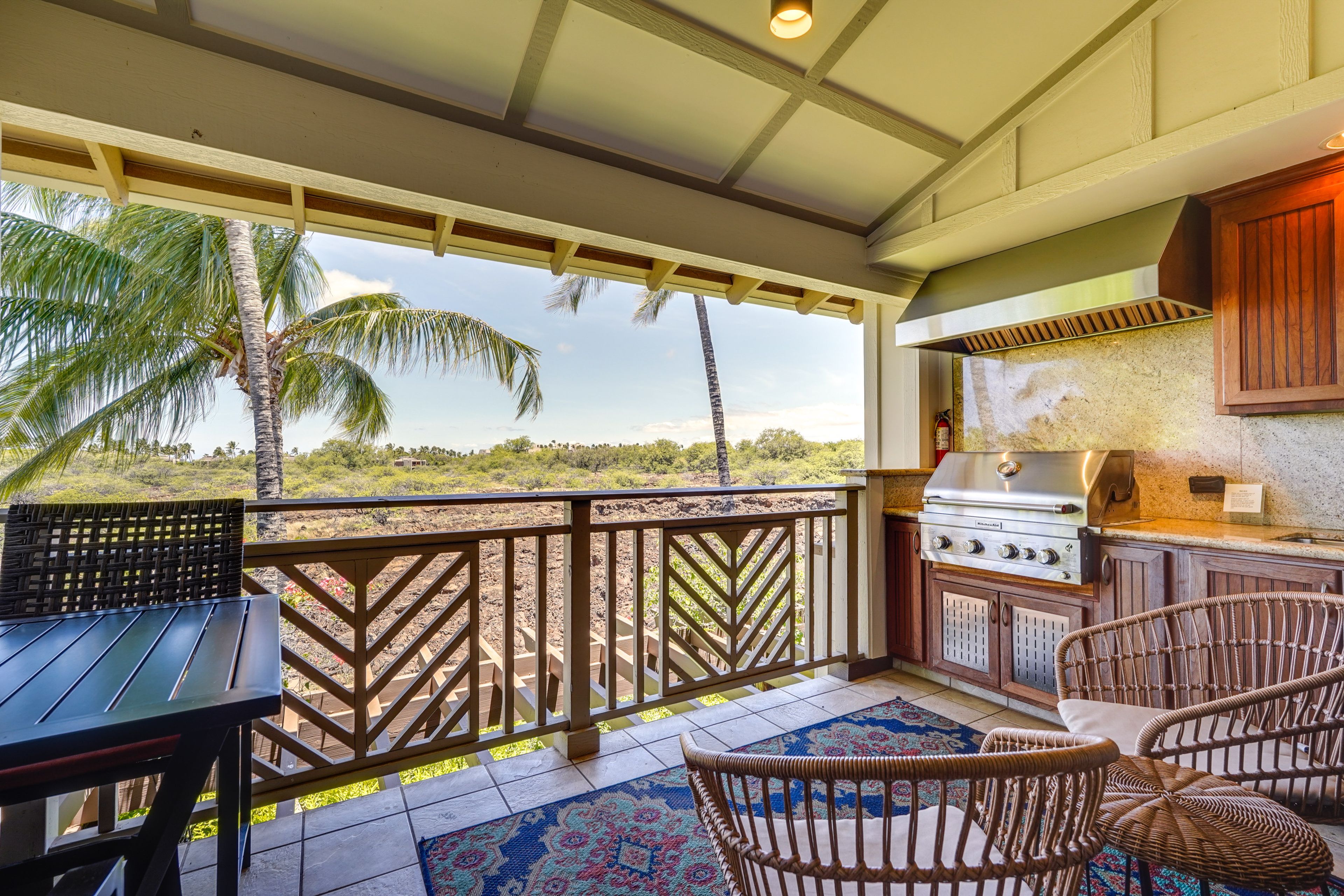 Covered Lanai | Gas Grill