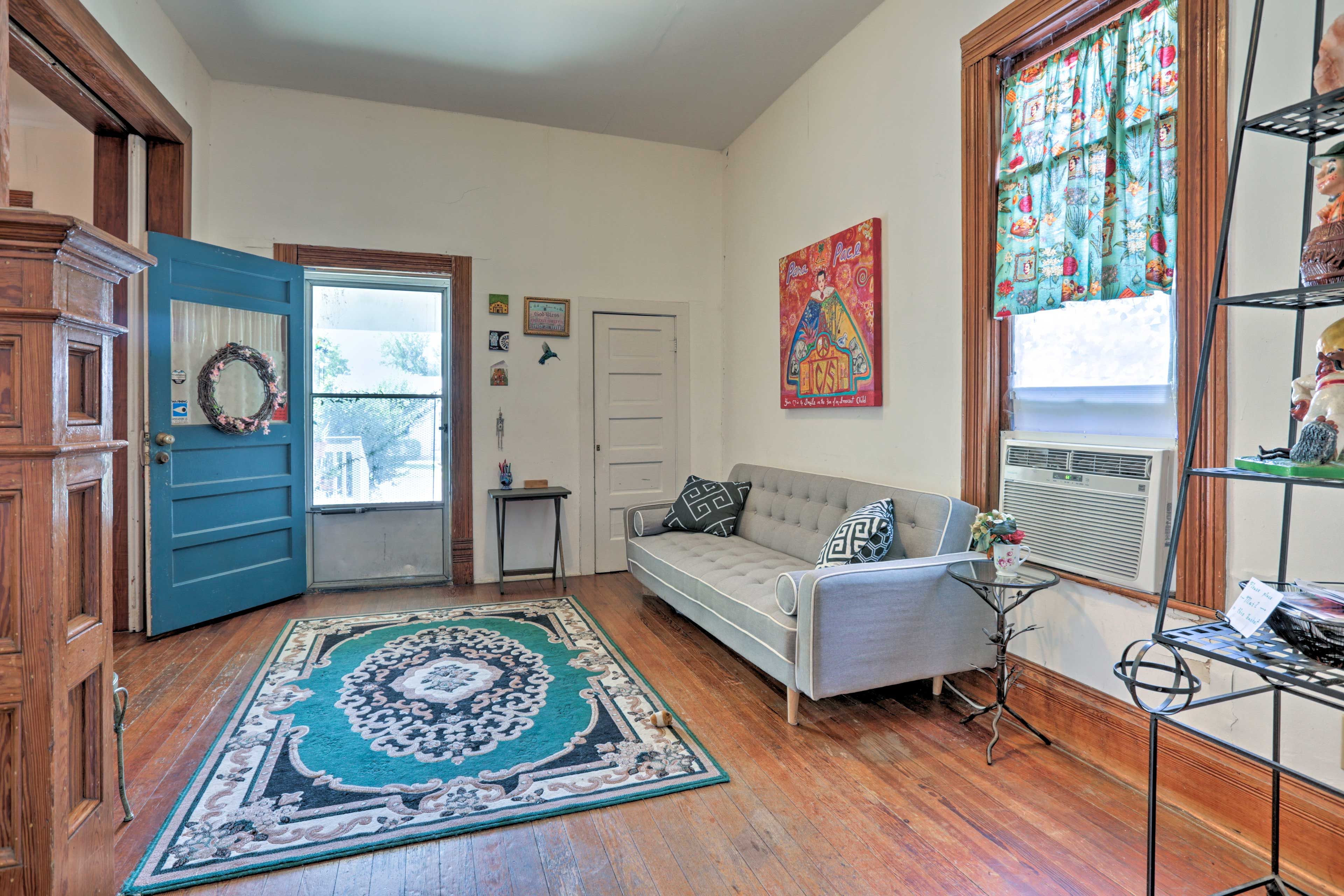 The house includes 2 spacious futons for an extra 2 guests to sleep.