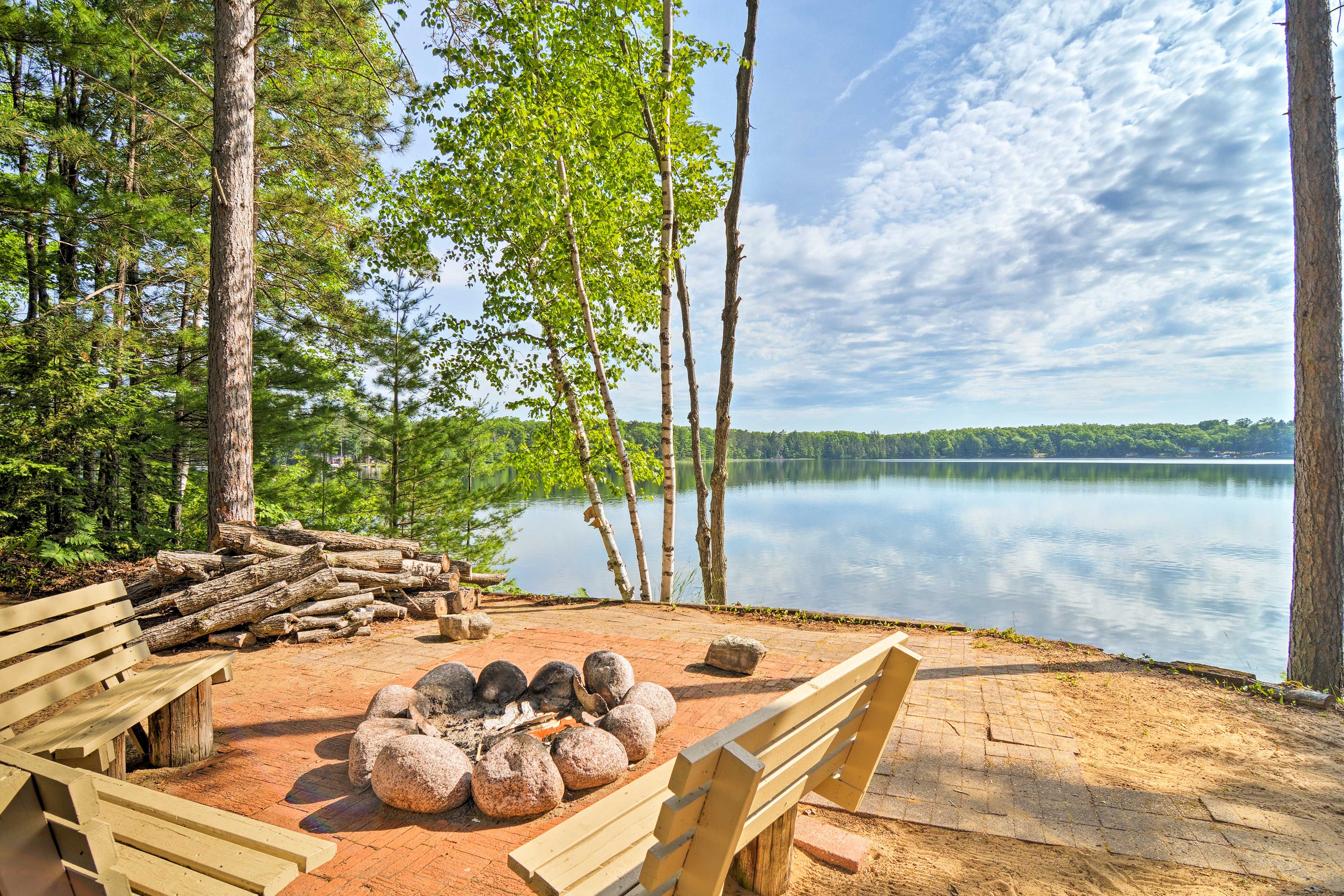 Lakefront | Fire Pit