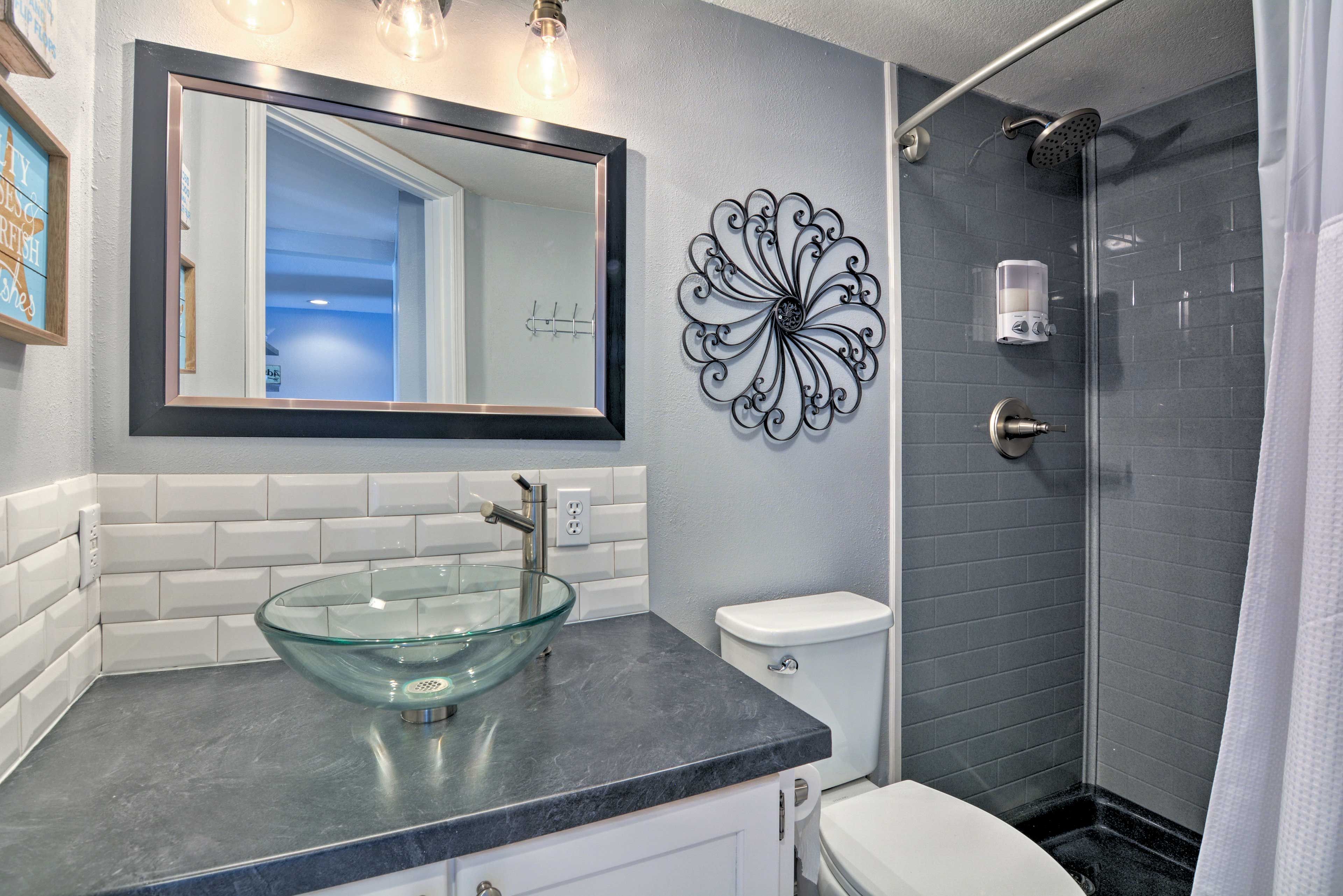 En-Suite Bathroom | Walk-In Shower