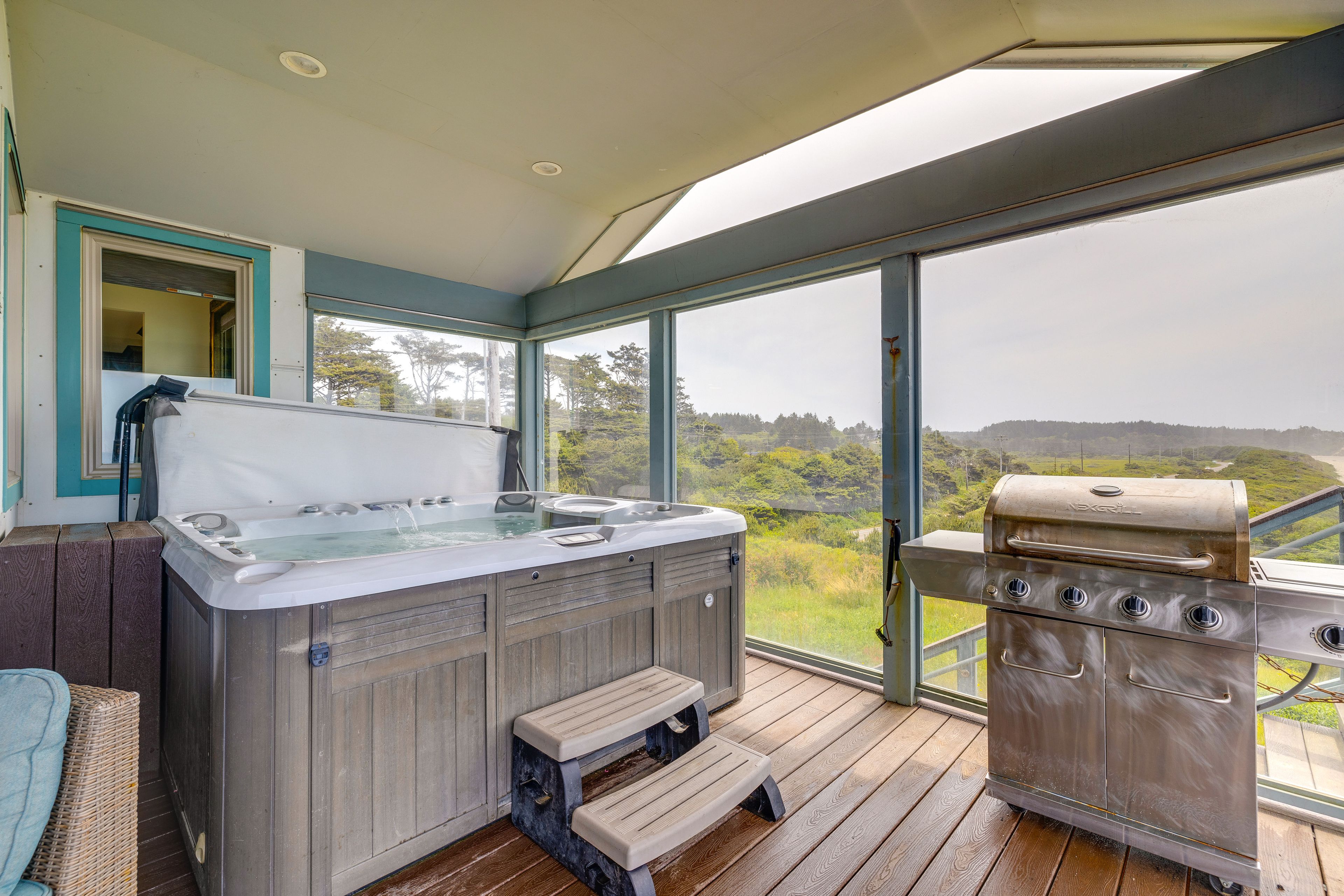 Furnished Deck | Gas Grill | Hot Tub