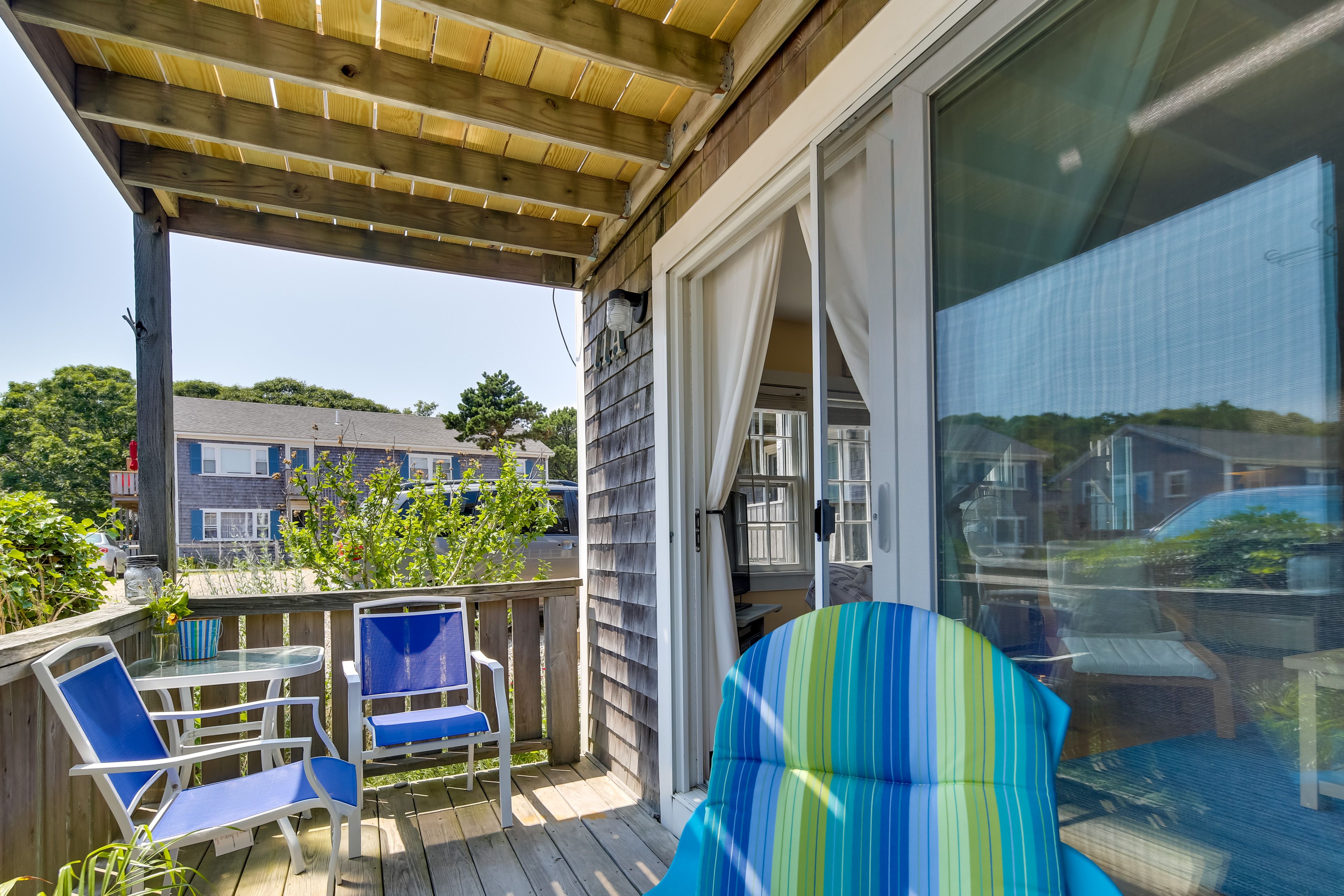 Private Deck