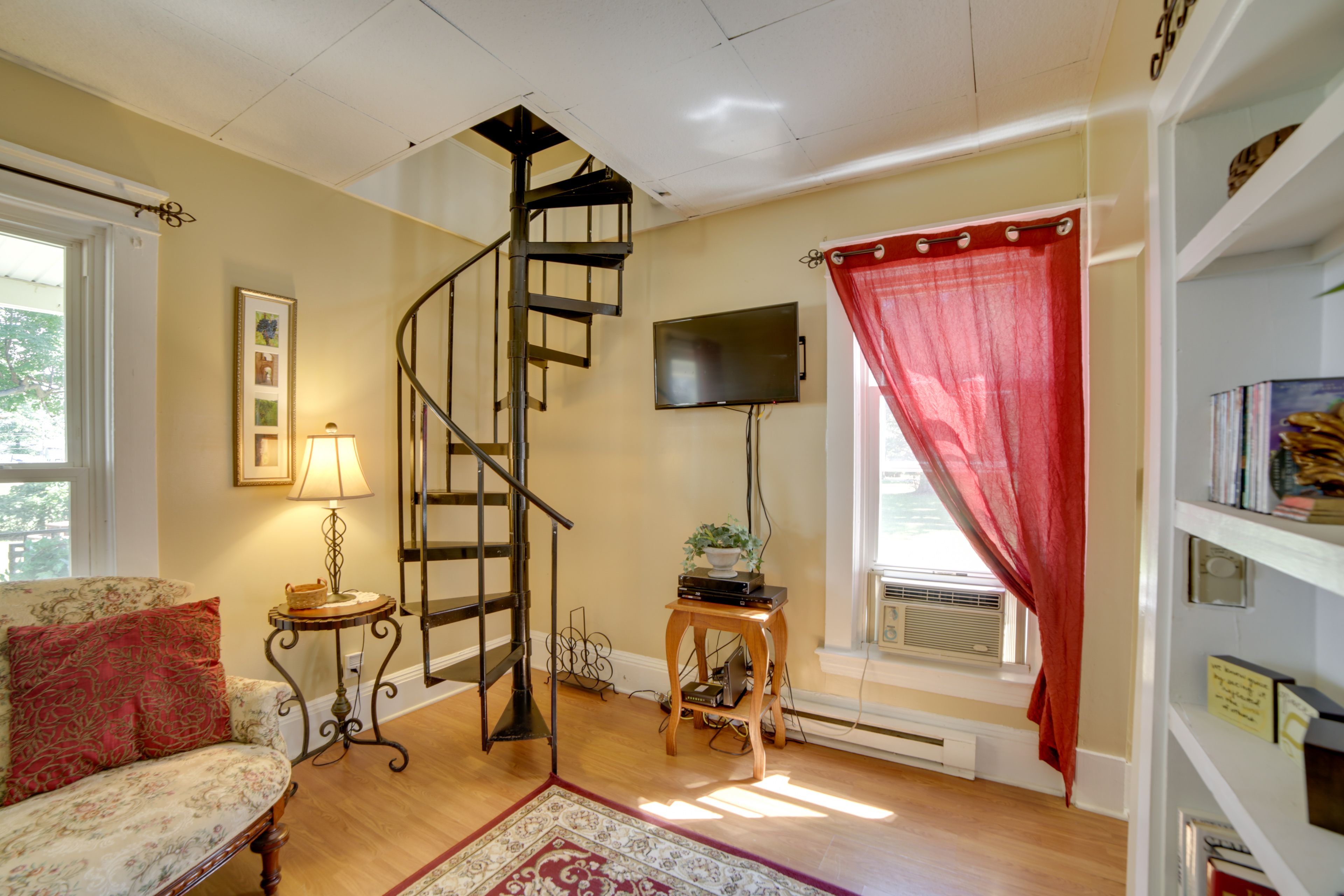 Living Room | Free WiFi | Central Heating