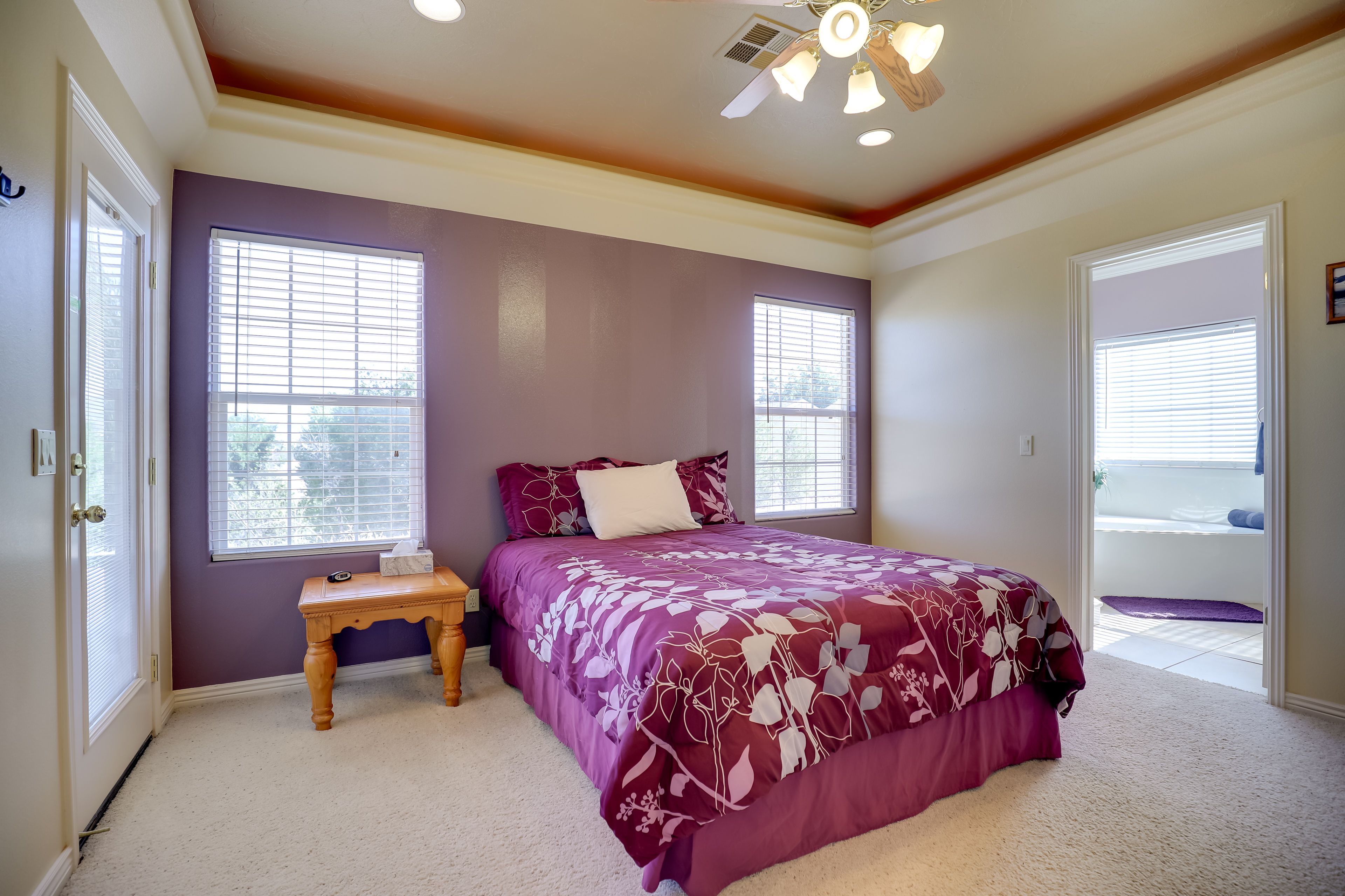 Bedroom 3 | Queen Bed