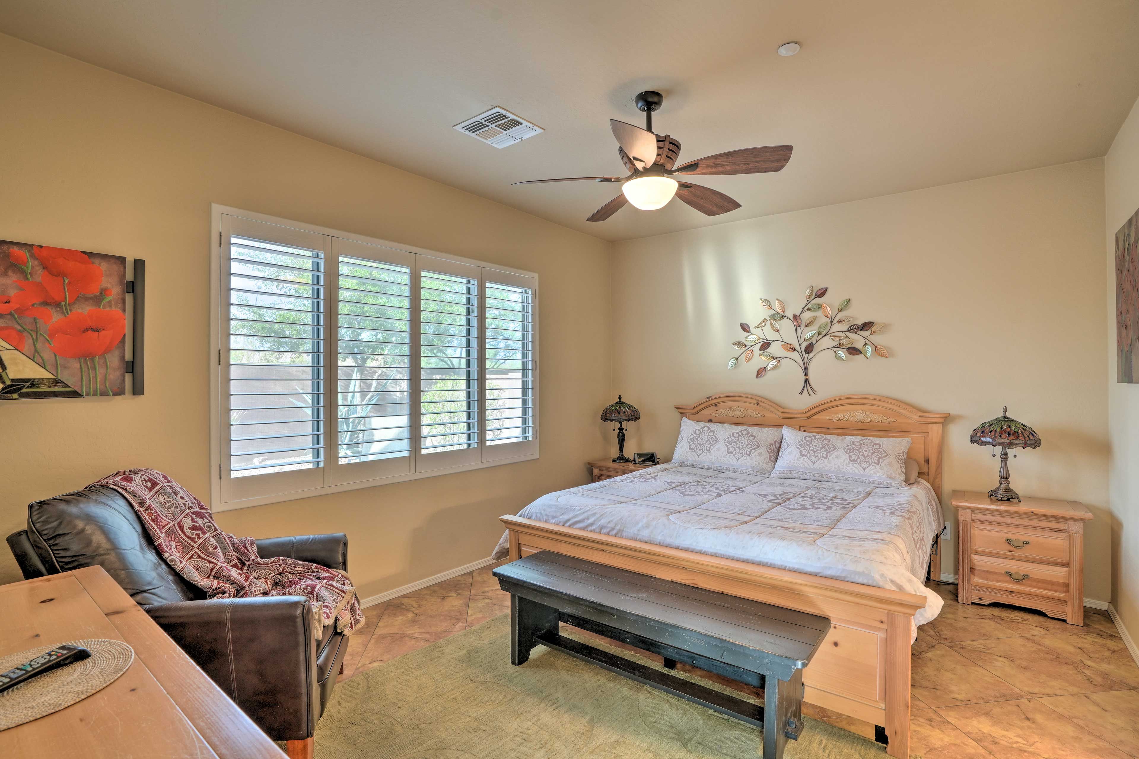 Bedroom 1 | King Bed