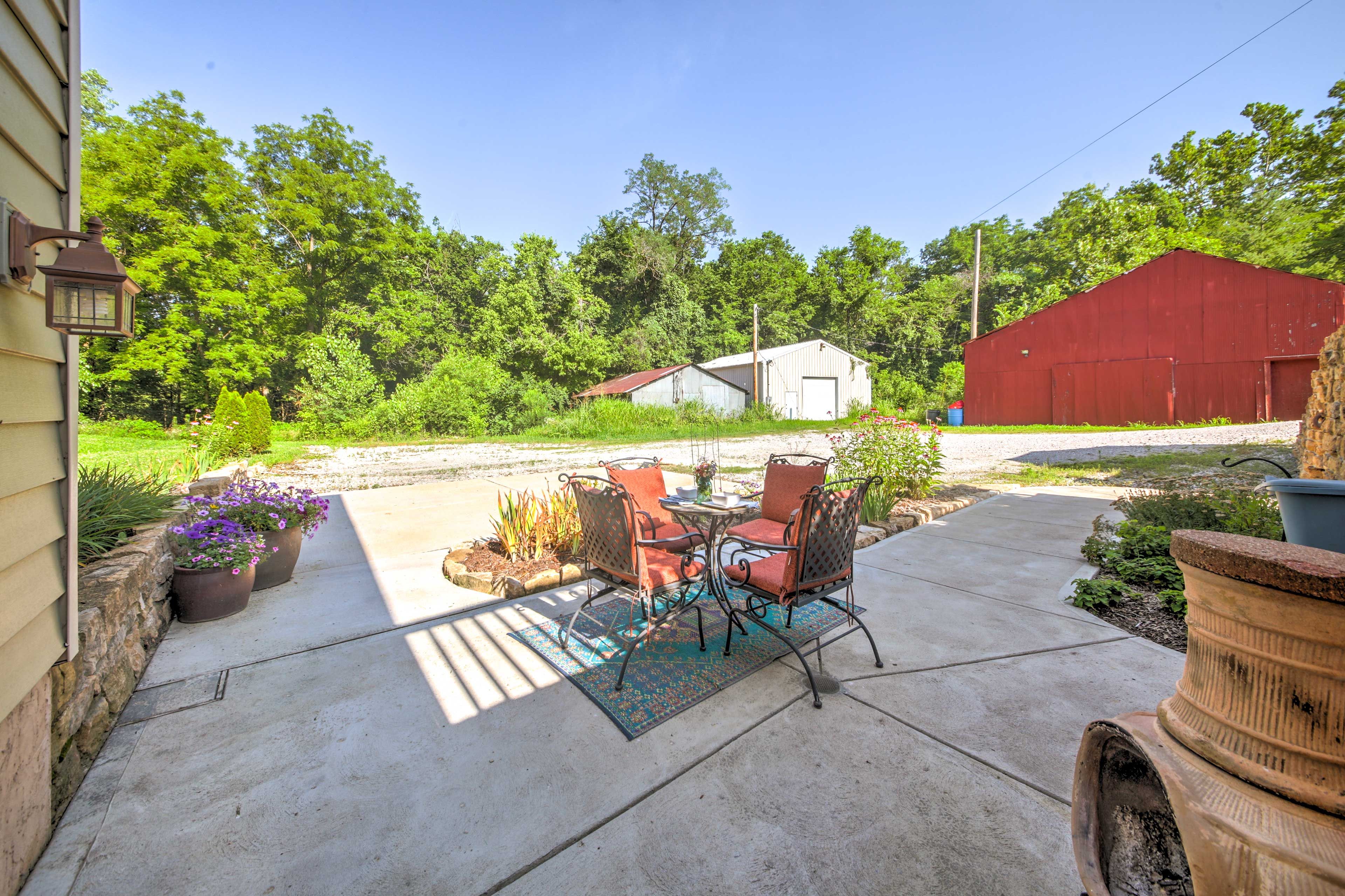 Outdoor Dining Table
