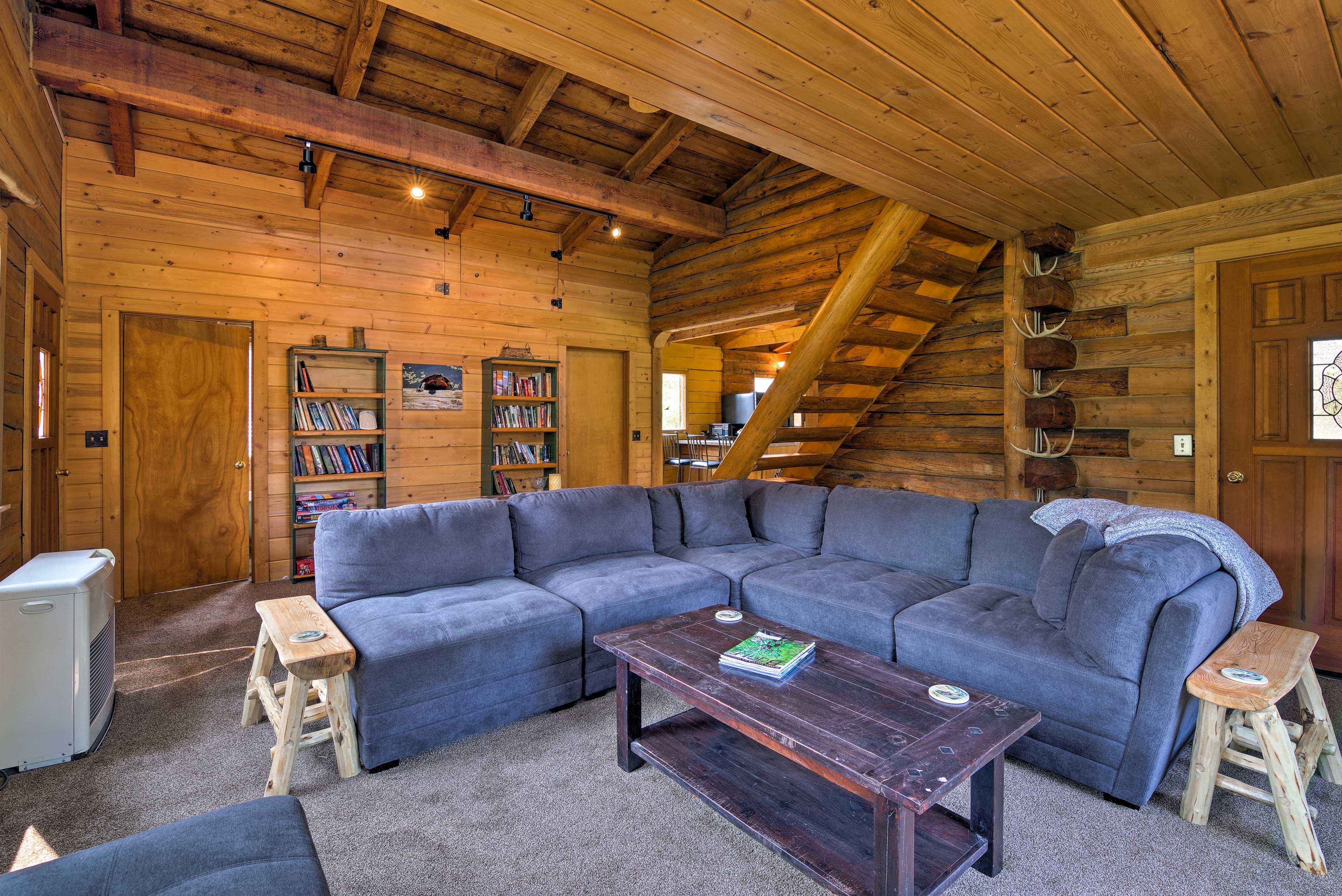 Living Room | Free WiFi | Pet Friendly w/ Fee