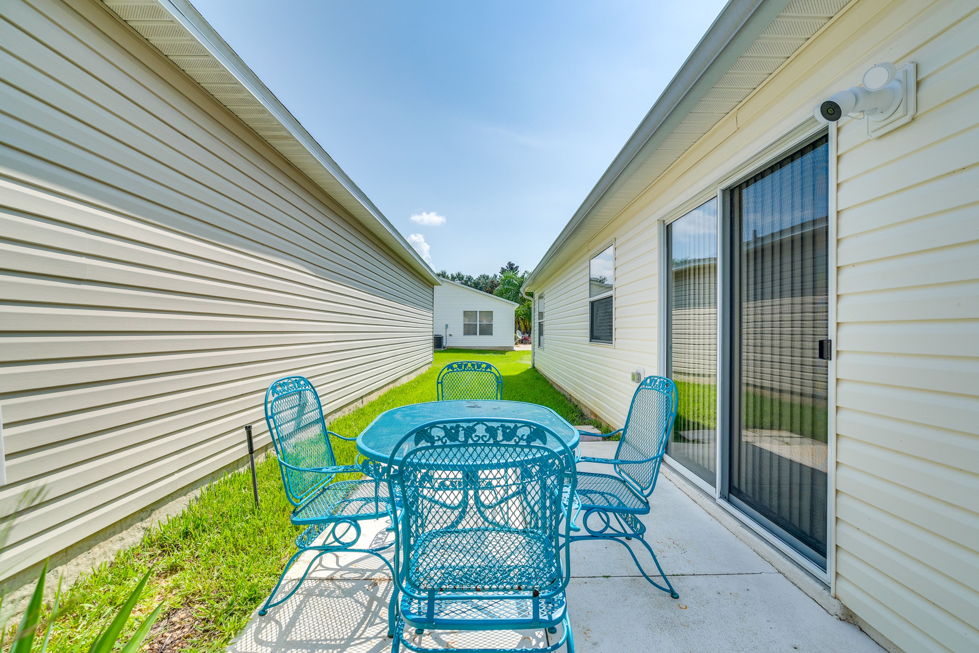 Furnished Patio