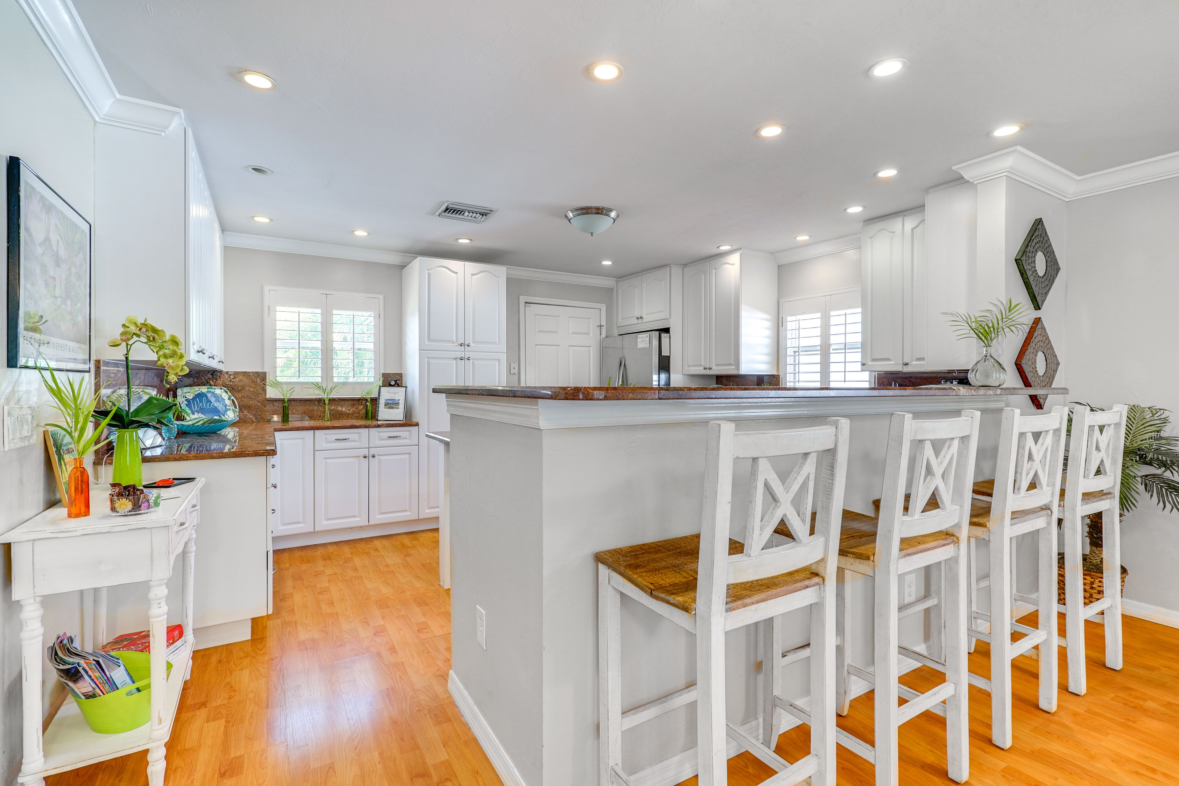 Kitchen | Coffee Maker | Ice Maker | Spices