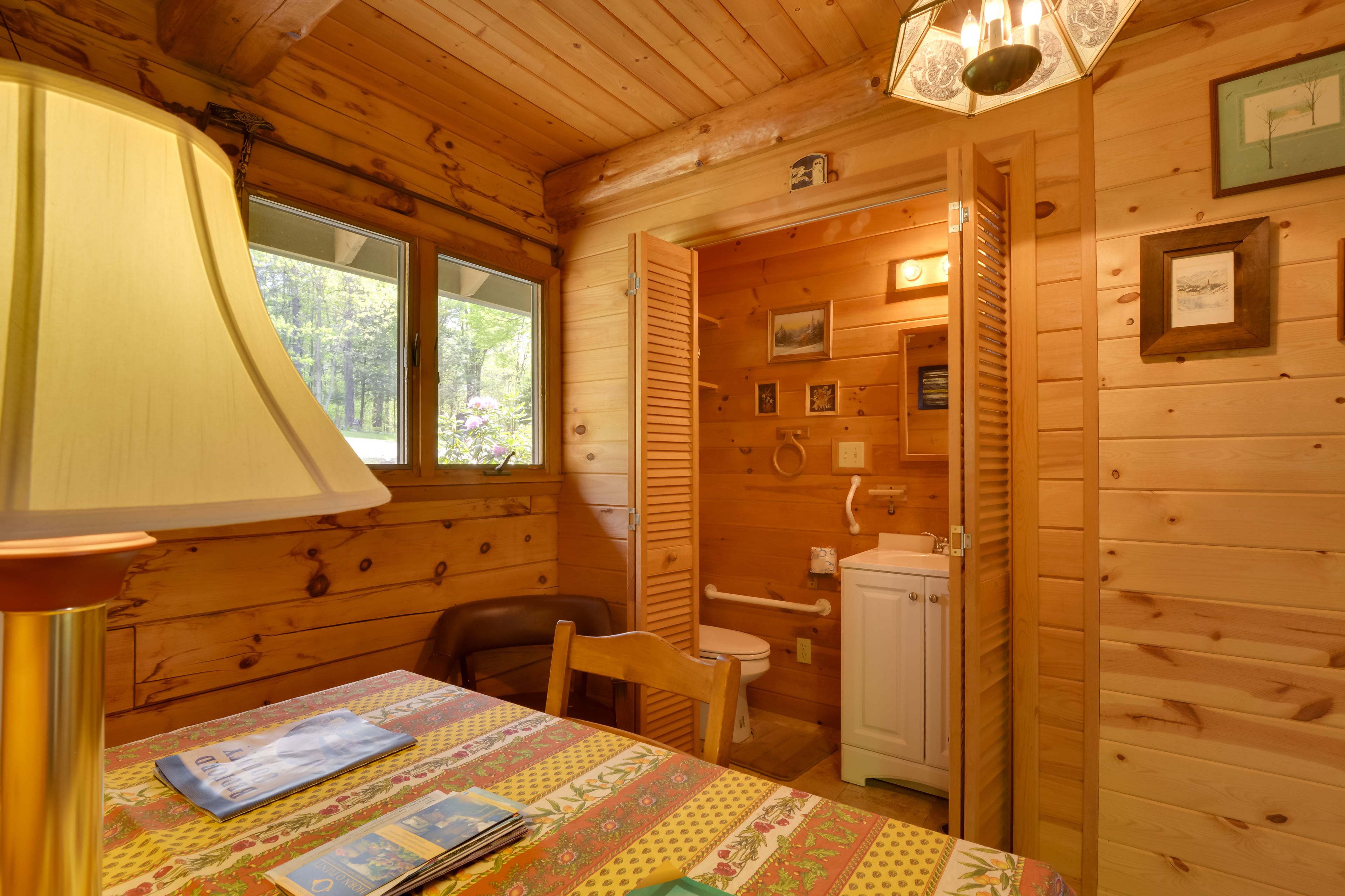 Half Bathroom | 1st Floor