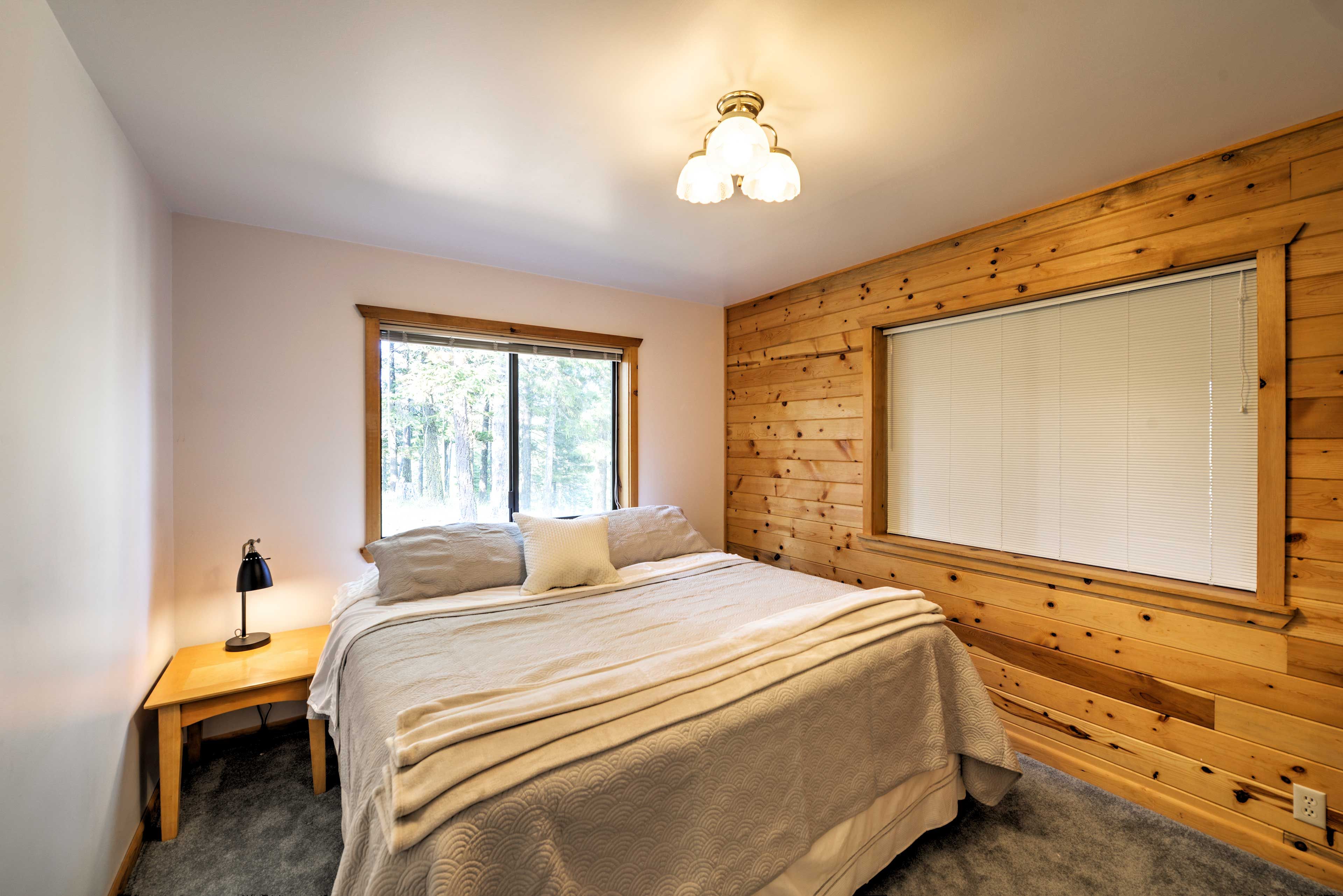 Bedroom 2 | King Bed