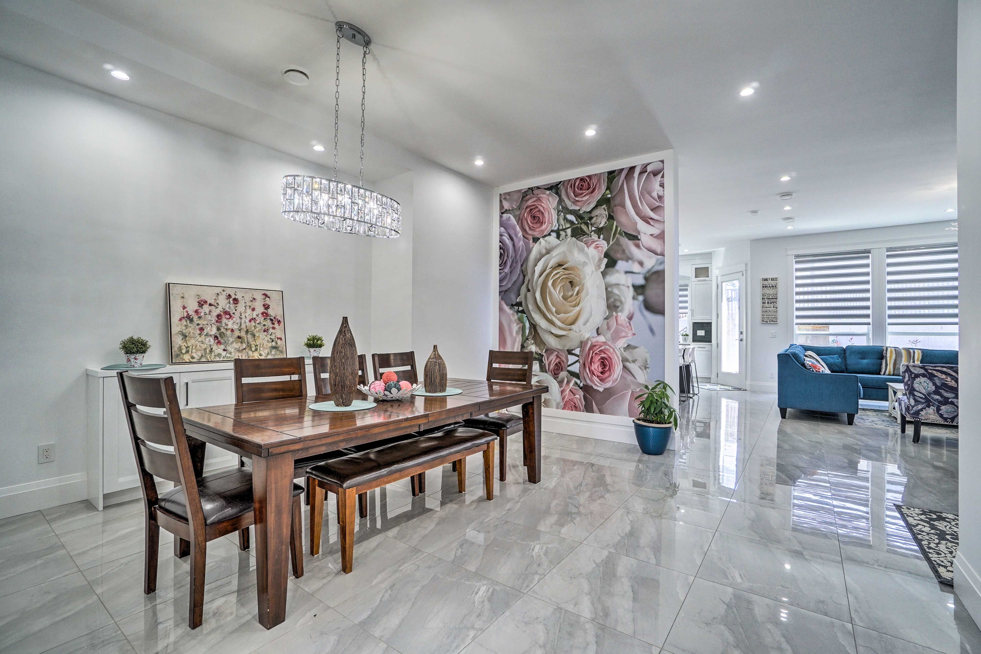 Dining Room | Fully Equipped Kitchen