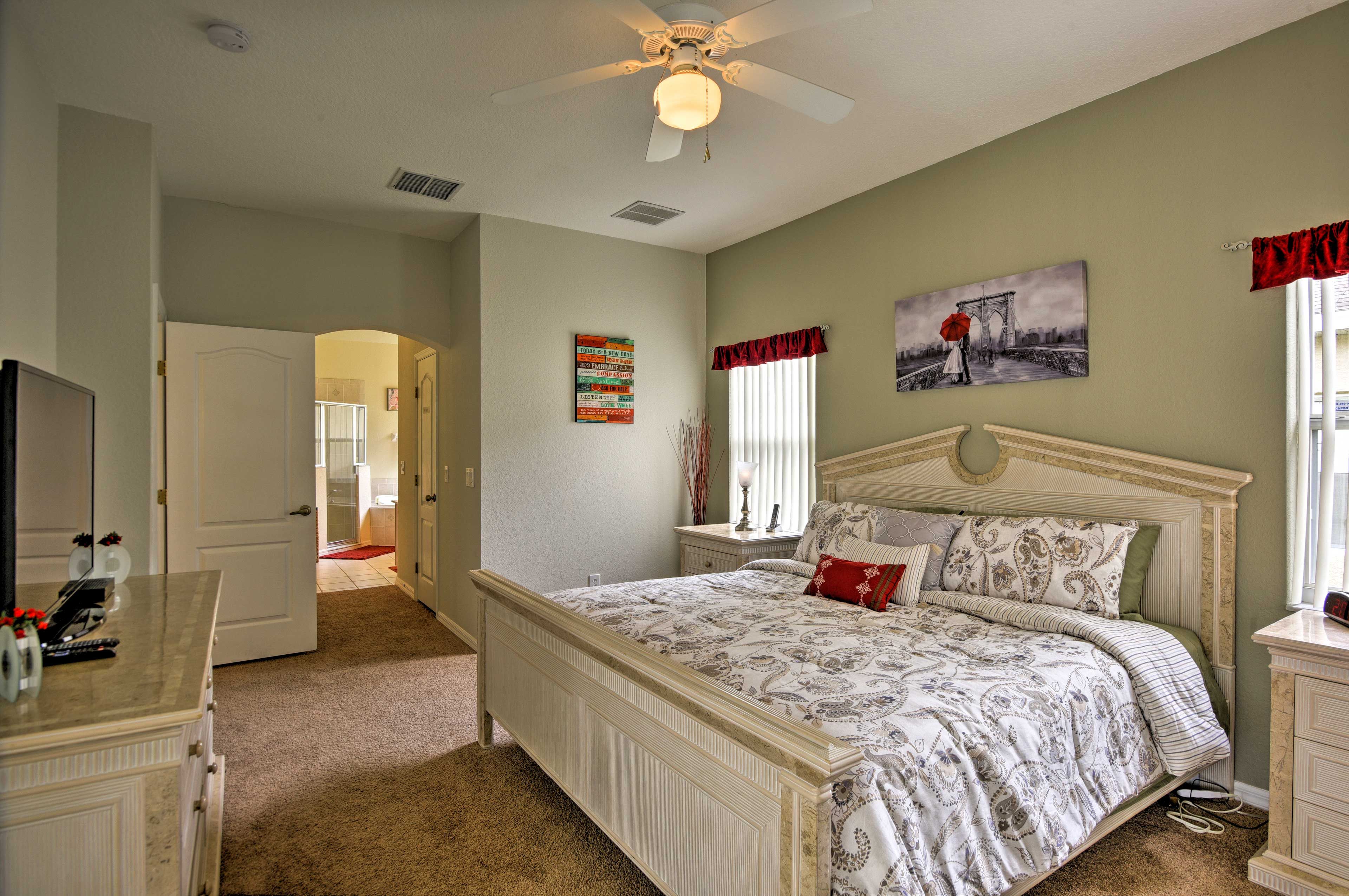 Bedroom 1 | King Bed | Main Floor | No Additional Steps to Access