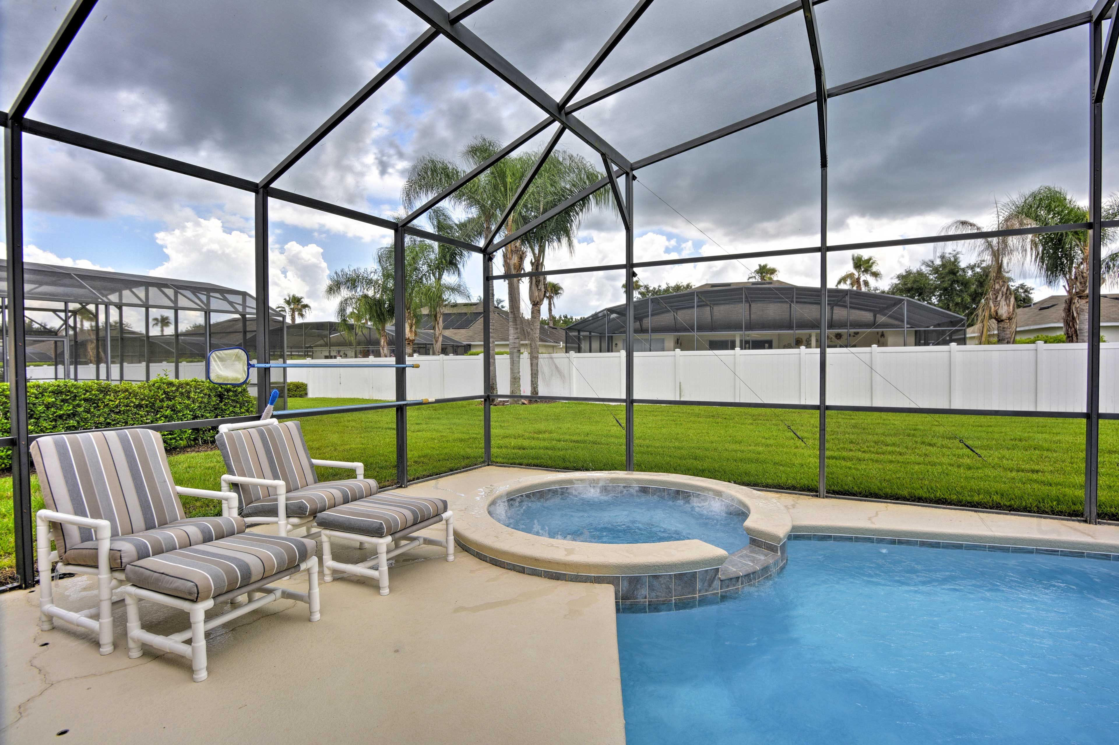 Screened-In Lanai | Hot Tub
