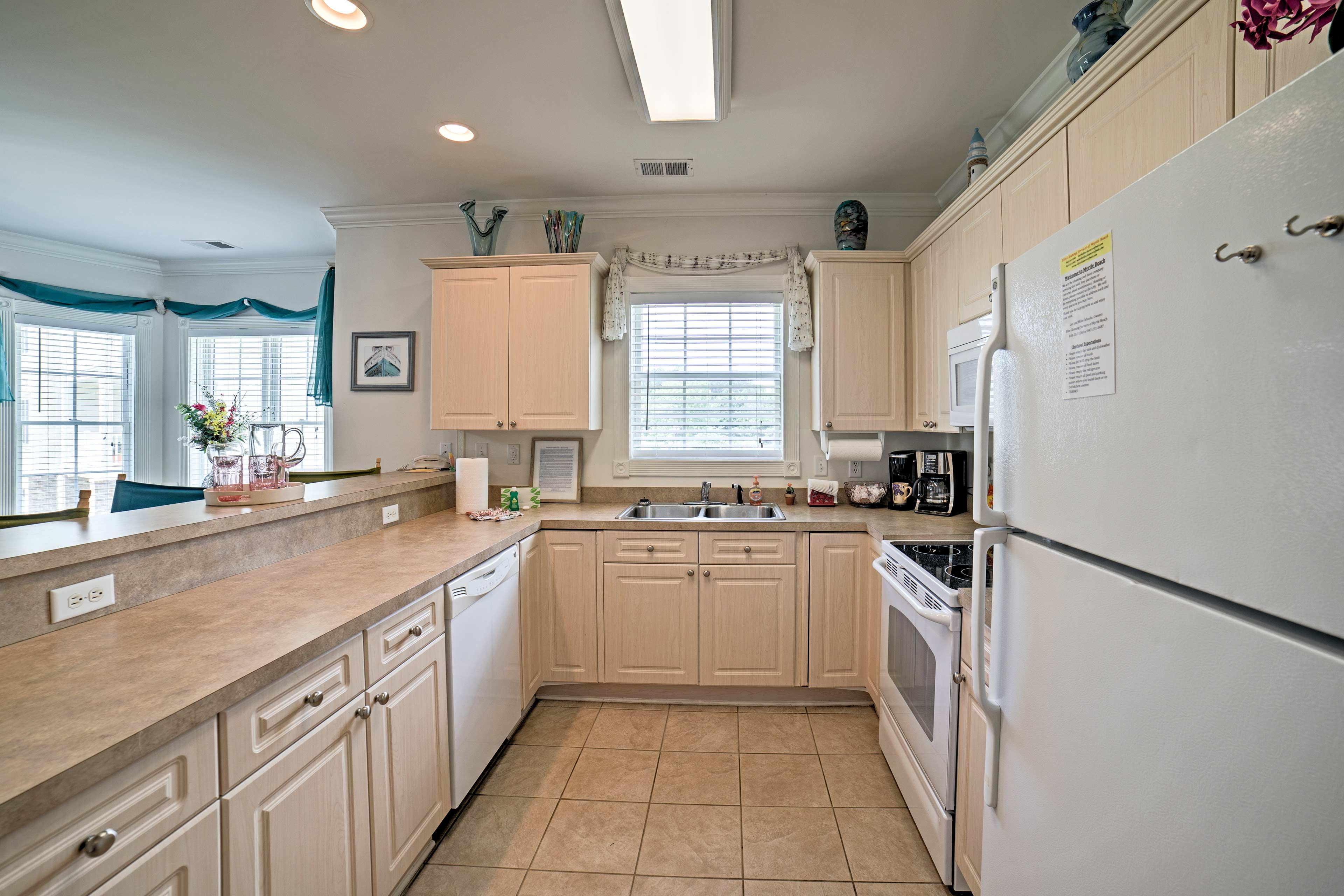 The kitchen is fully equipped with all your culinary essentials!