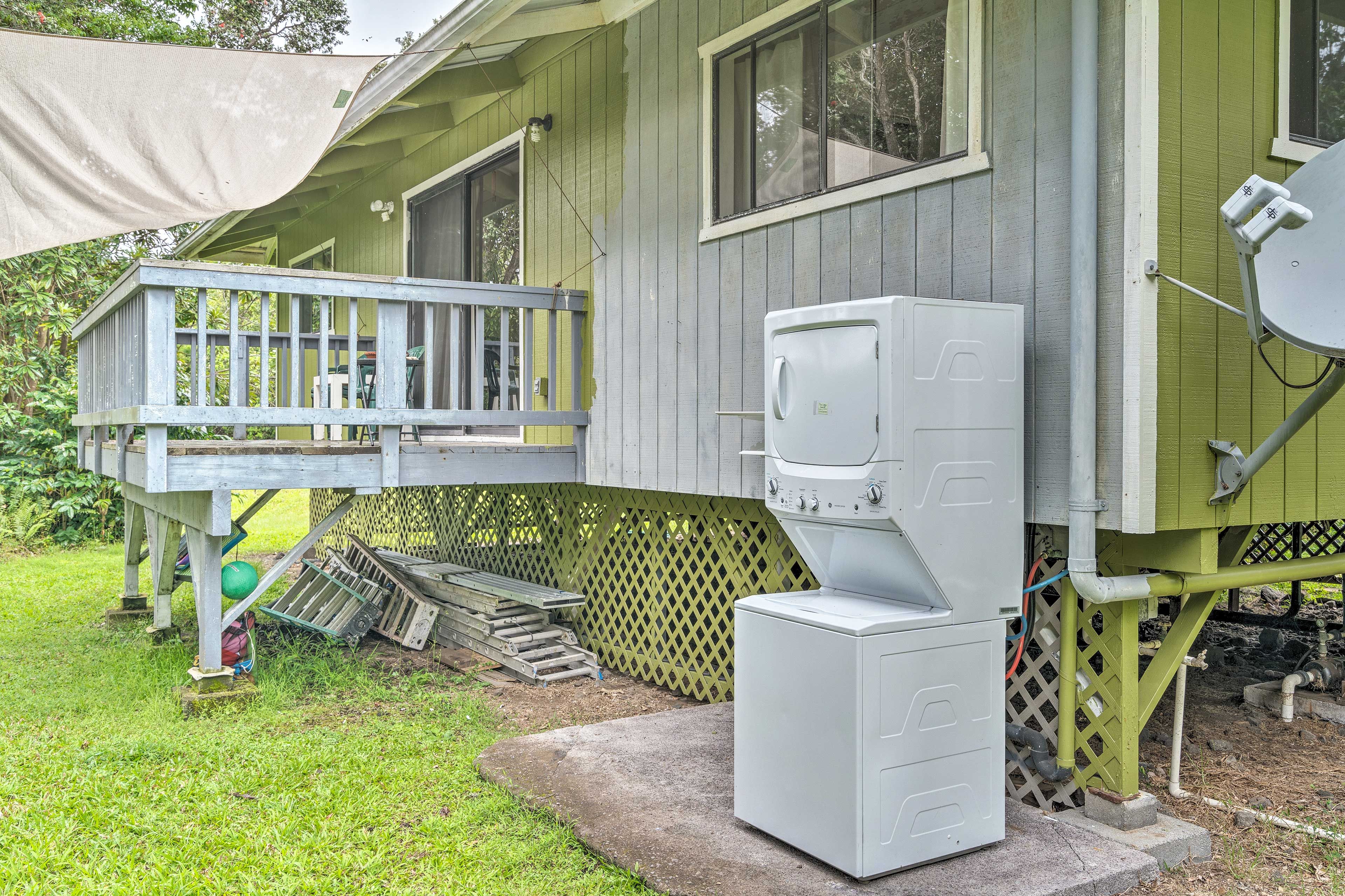 Exterior | Laundry Machines On-Site