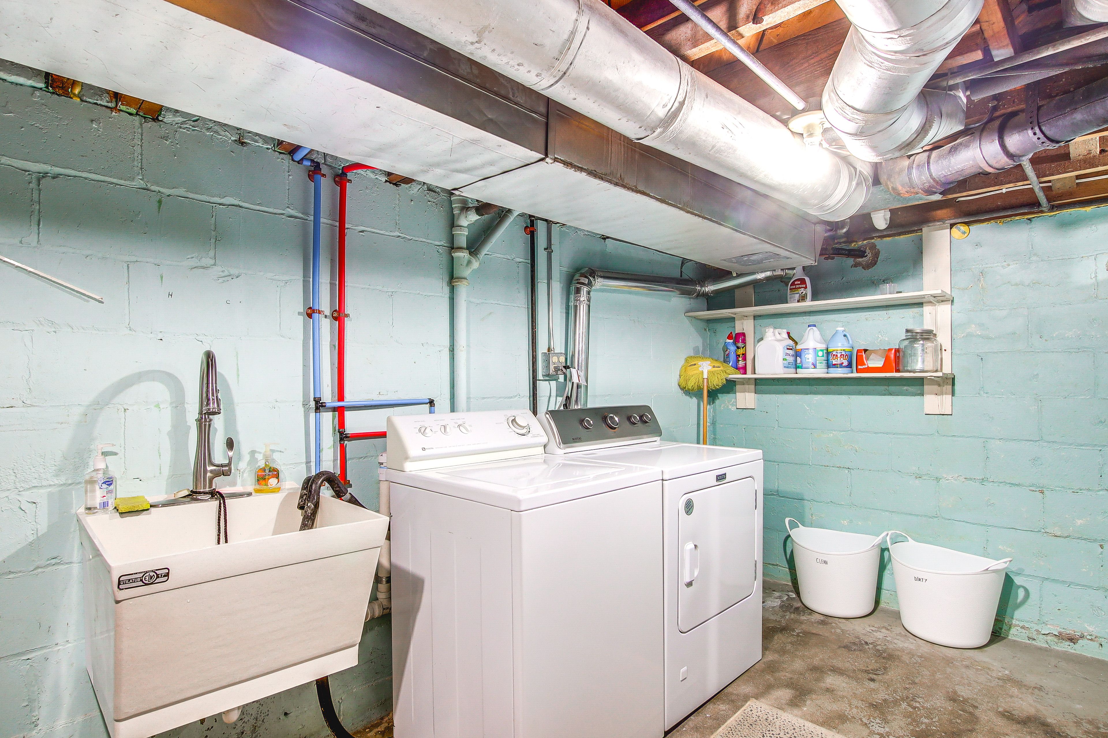 Washer & Dryer
