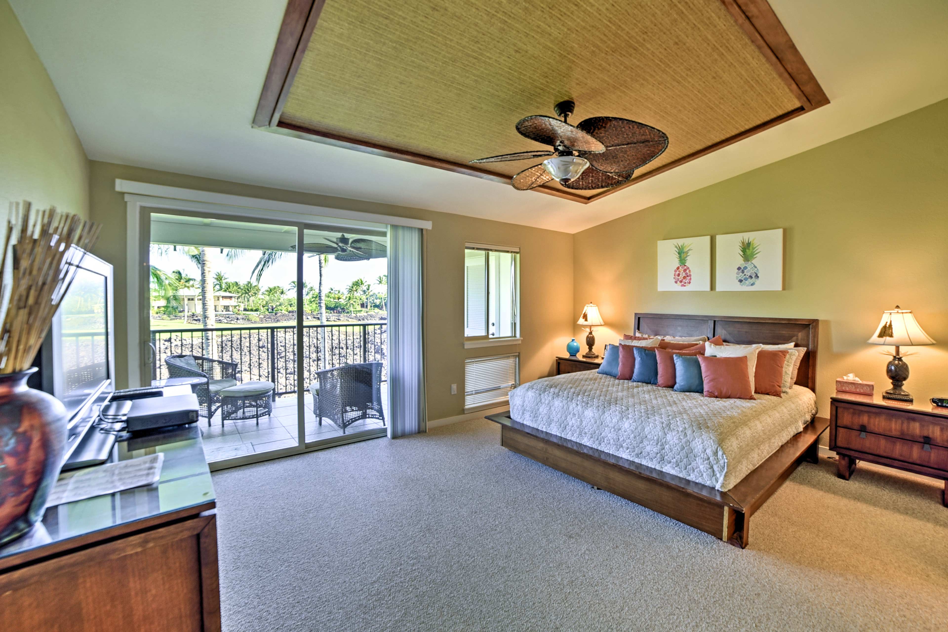 Bedroom 1 | King Bed