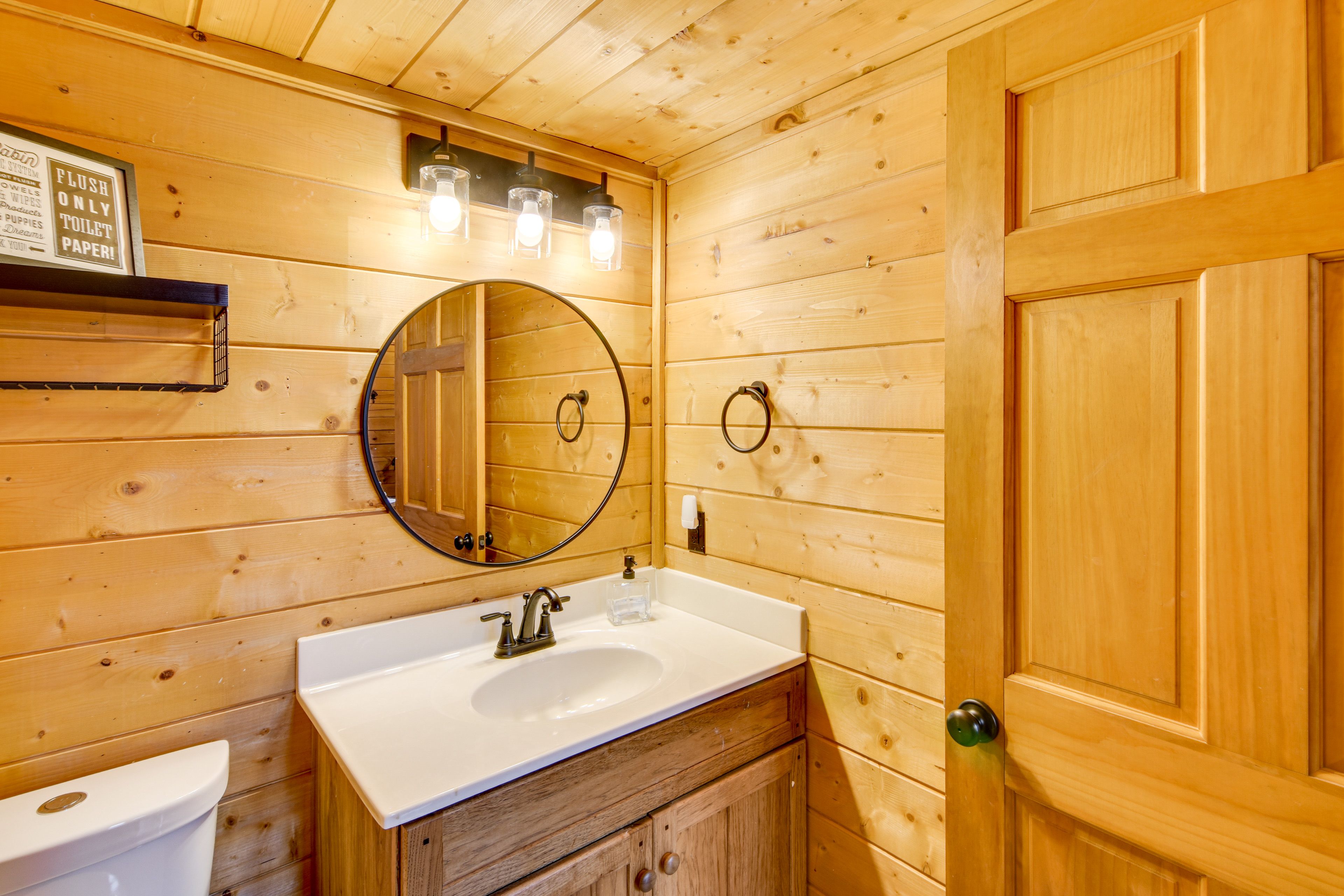 Half Bathroom | Loft