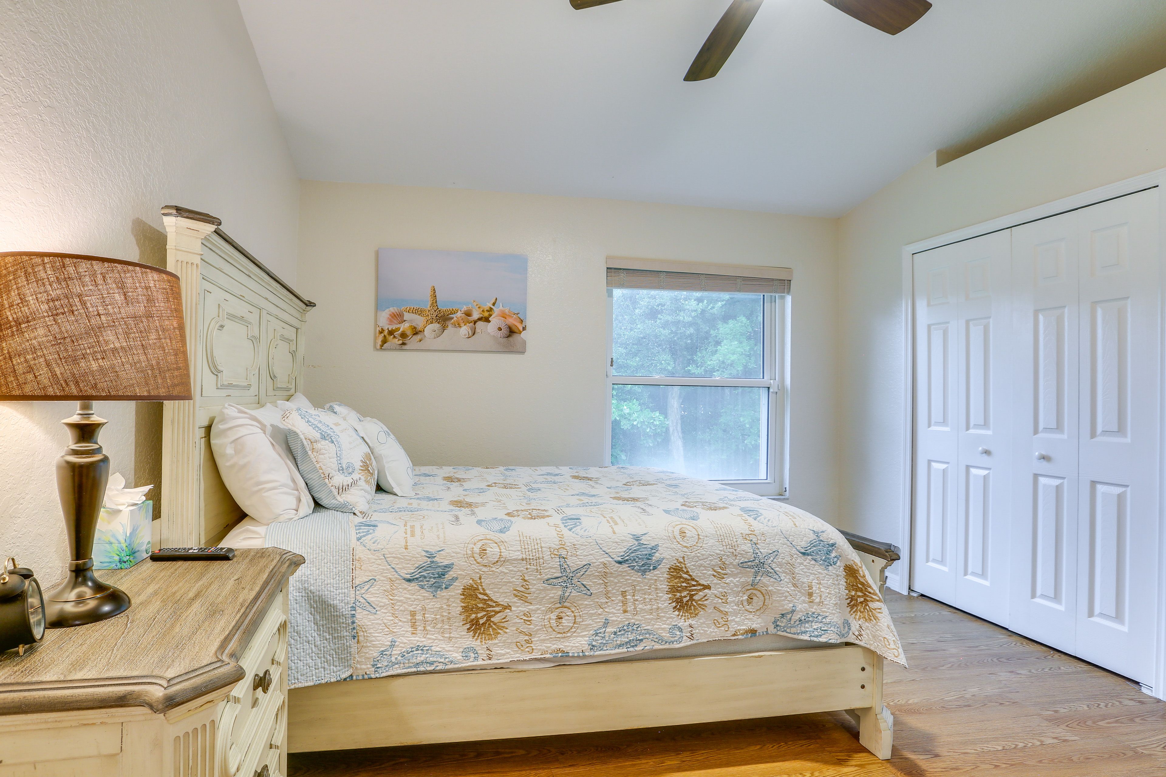 Bedroom 4 | Queen Bed | Ceiling Fan | Central A/C