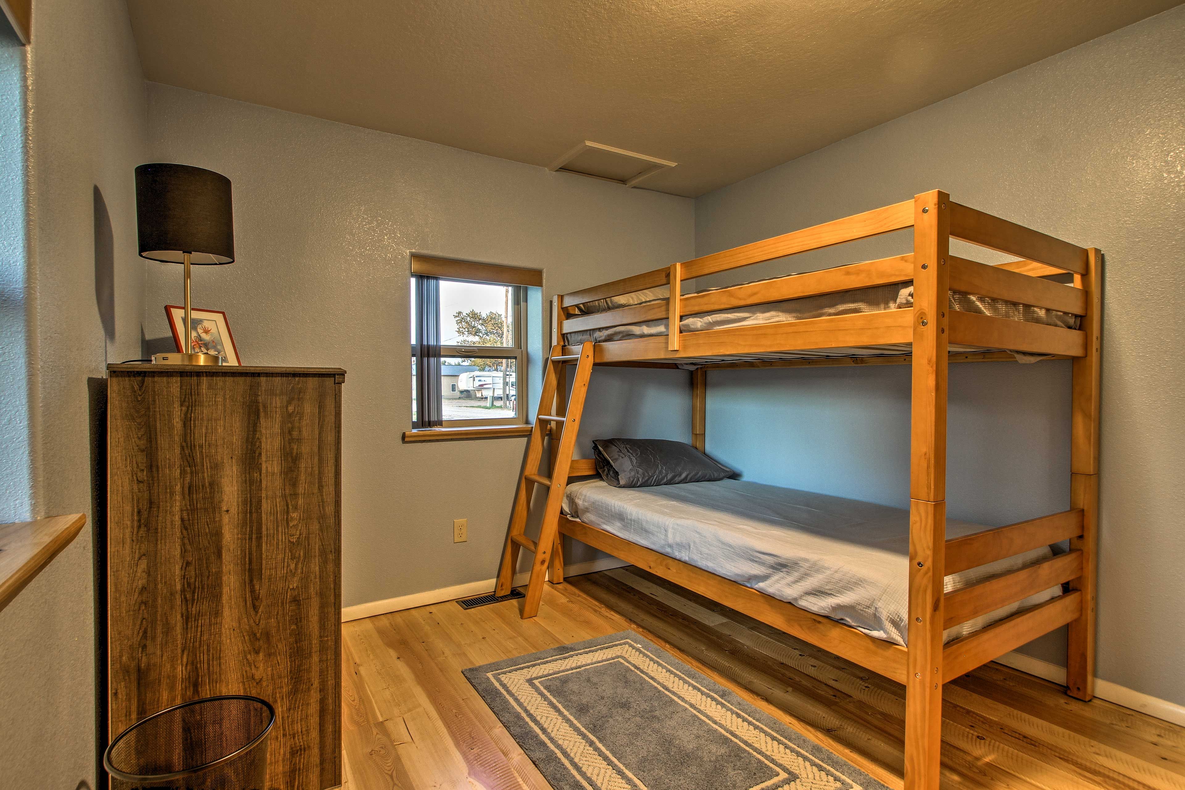 Bedroom 3 | Twin Bunk Bed